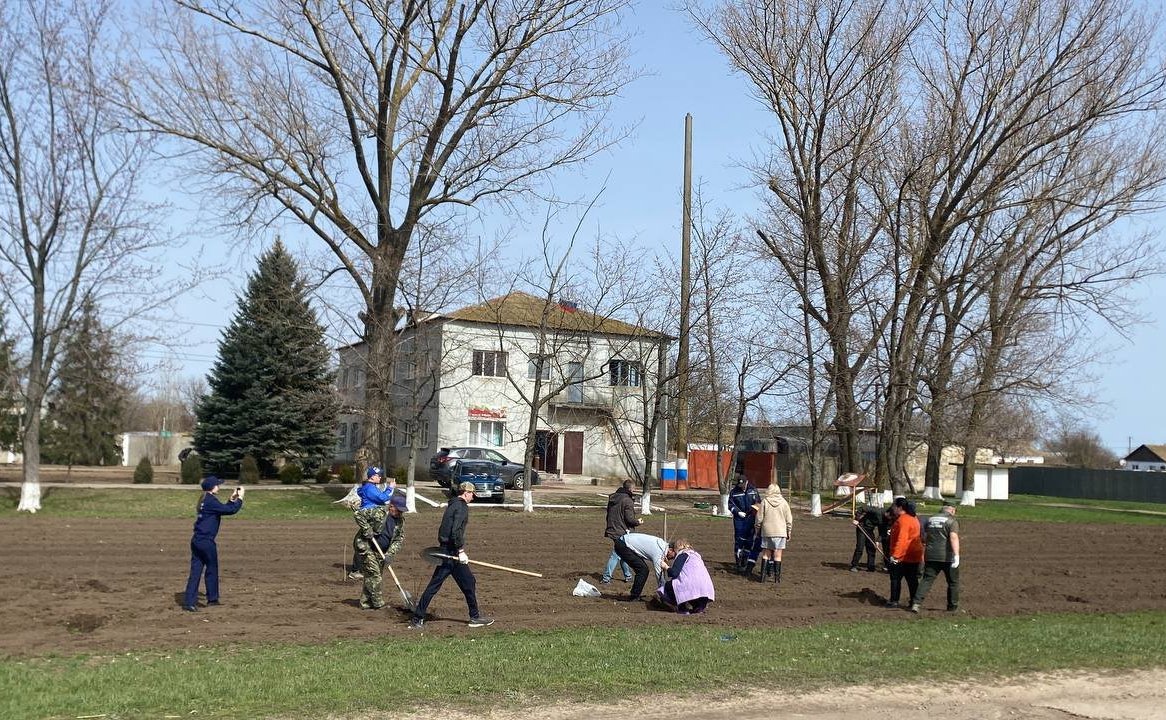 Игорь Кастюкевич инициировал в Херсонской области высадку аллеи памяти жертвам теракта в Подмосковье