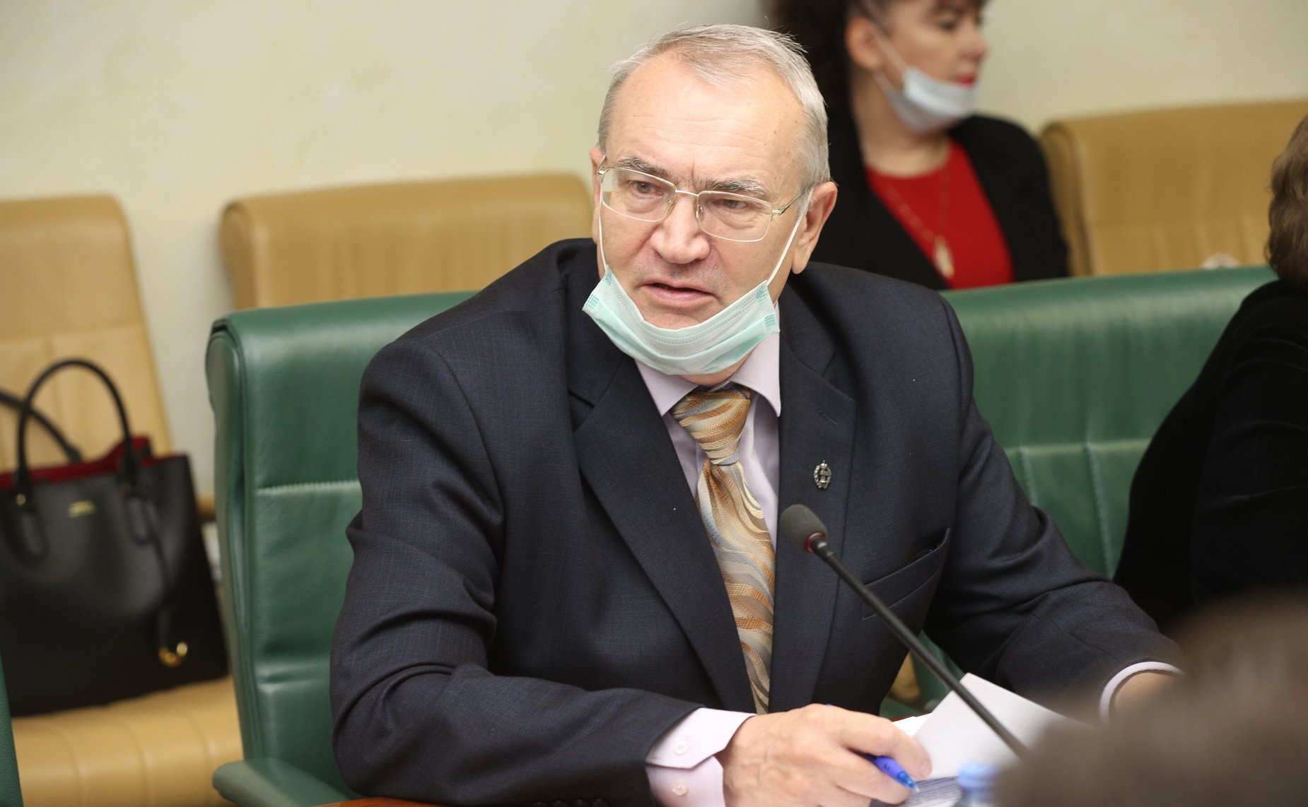 «Круглый стол» на тему «Совершенствование Федерального закона «Об адвокатской деятельности и адвокатуре в Российской Федерации»