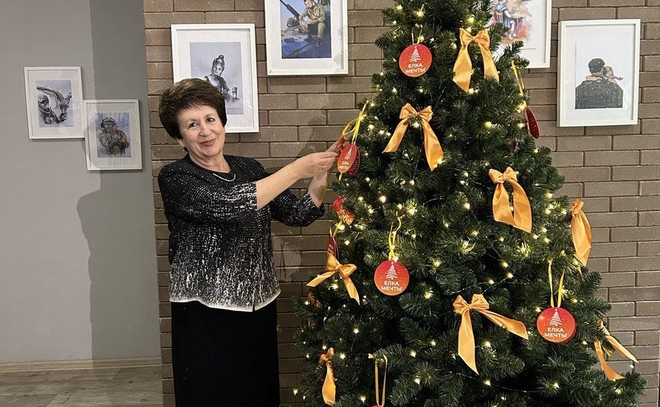 Екатерина Алтабаева в преддверии Нового года приняла участие в благотворительной акции «Ёлка желаний»