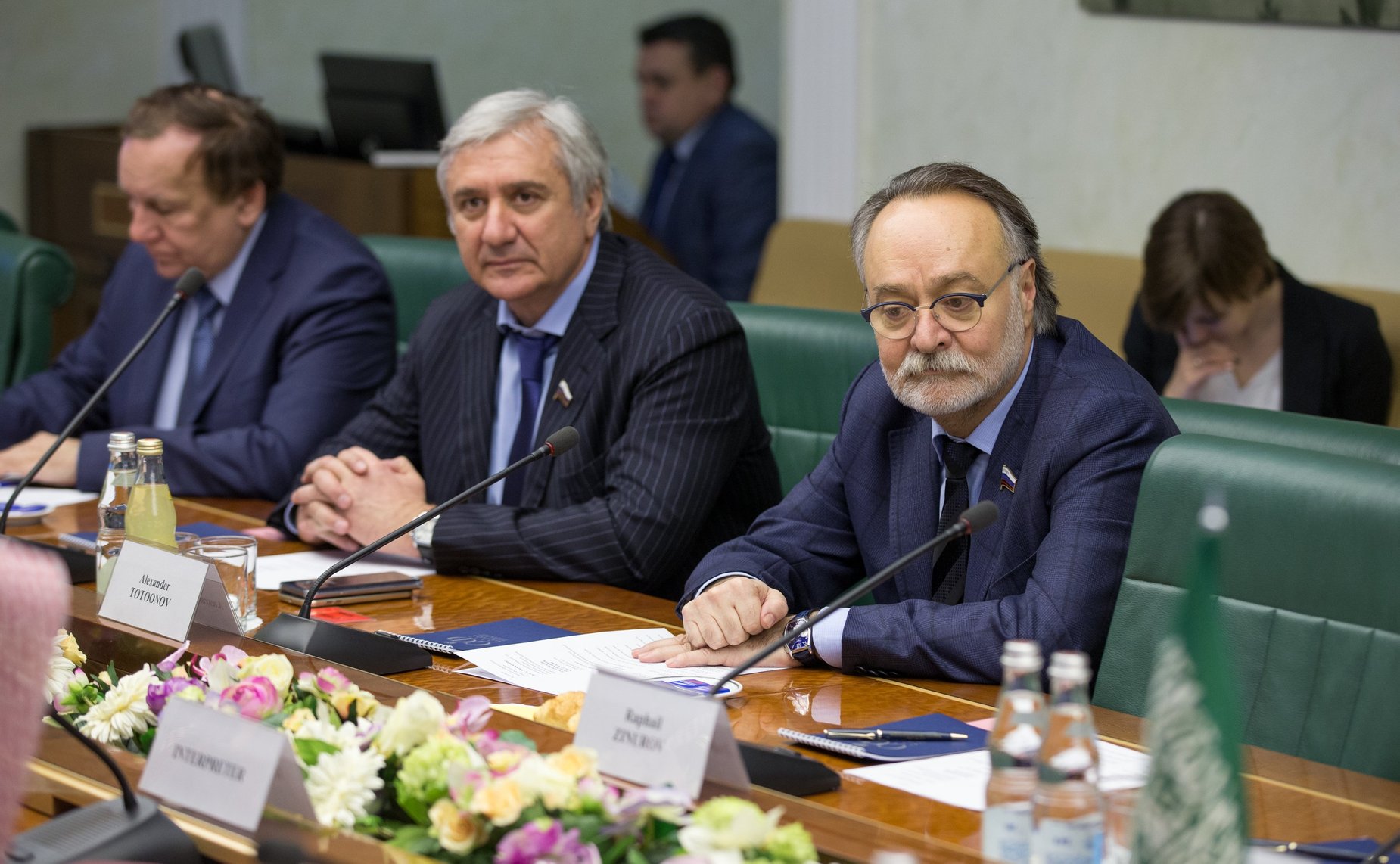 И. Умаханов провел встречу с парламентской делегацией Королевства Саудовская Аравия