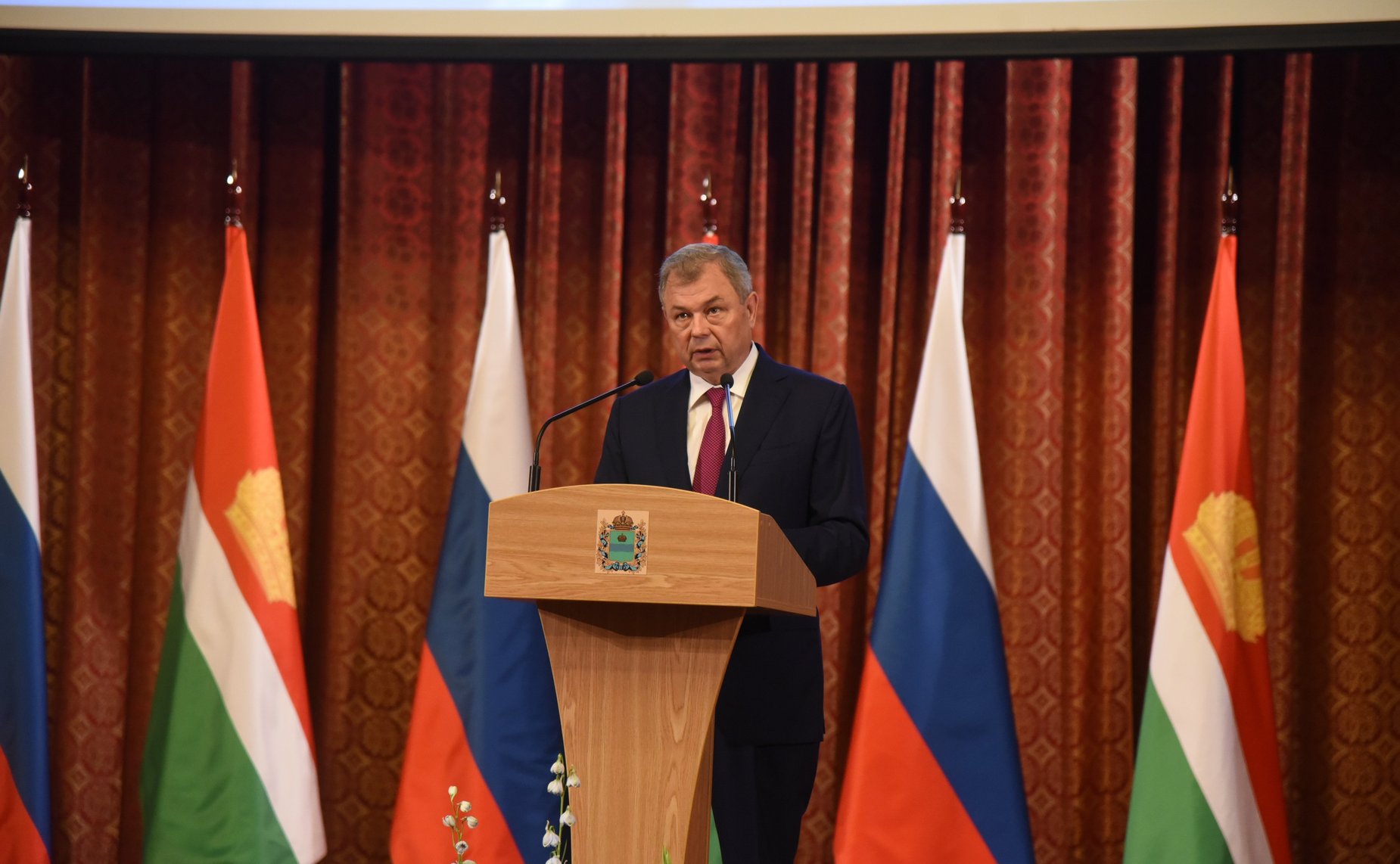 Анатолий Артамонов