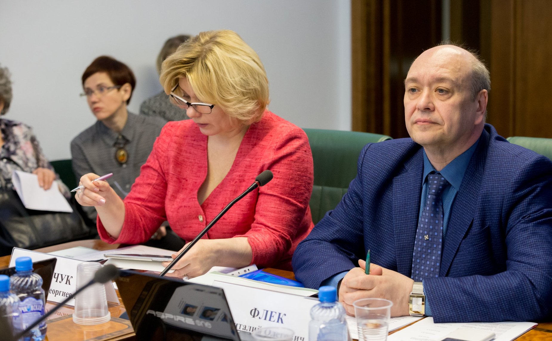 Заседание Комитета СФ по социальной политике с участием представителей власти Архангельской области