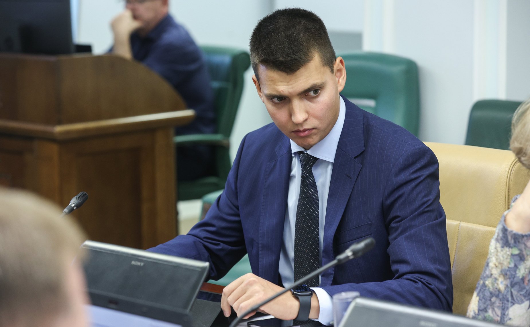 Круглый стол Комитета СФ по экономической политике на тему «Перспективы импортозамещения в дорожно-строительной отрасли»