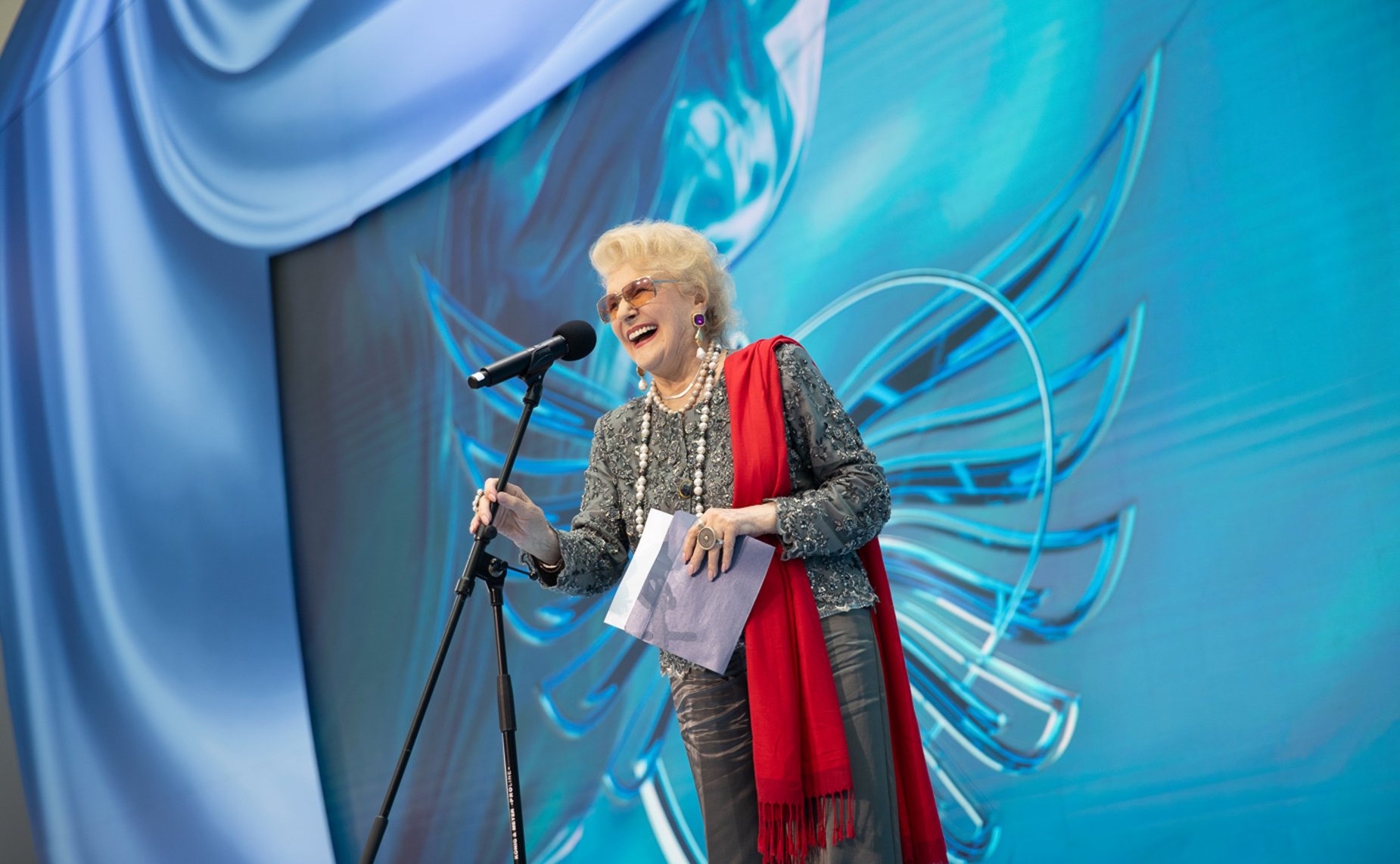 XXVIII Петербургский международный экономический форум (ПМЭФ’25). Показ международного конкурса адаптивной моды «На крыльях»