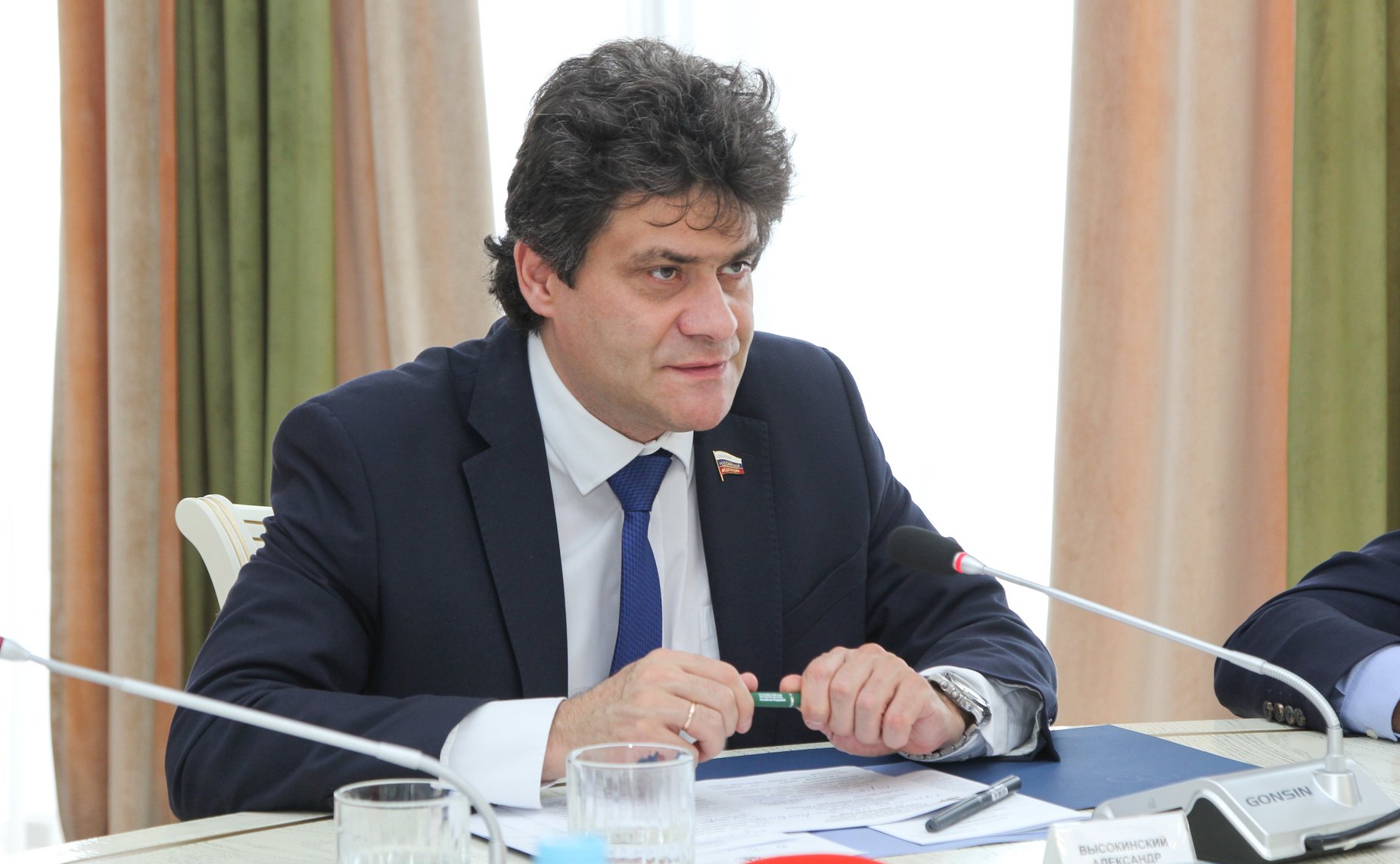 Александр Высокинский