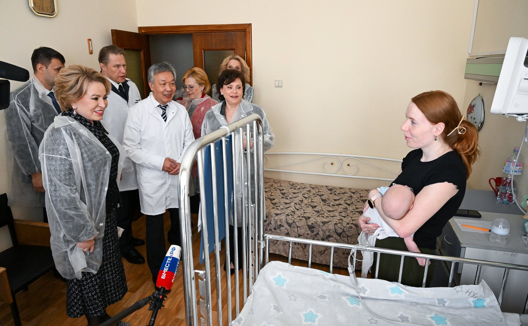 Валентина Матвиенко посетила Национальный медицинский исследовательский центр сердечно-сосудистой хирургии имени А.Н. Бакулева