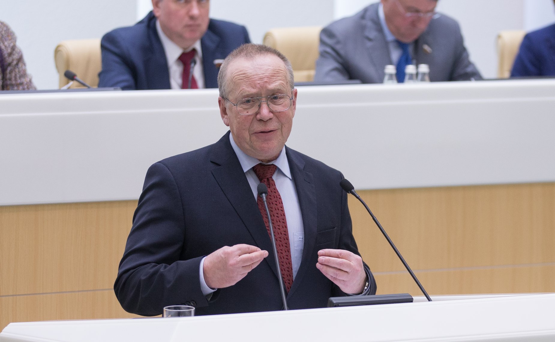 Заведующий кафедрой мировой литературы и культуры факультета международной журналистики МГИМО МИД России Юрий Вяземский