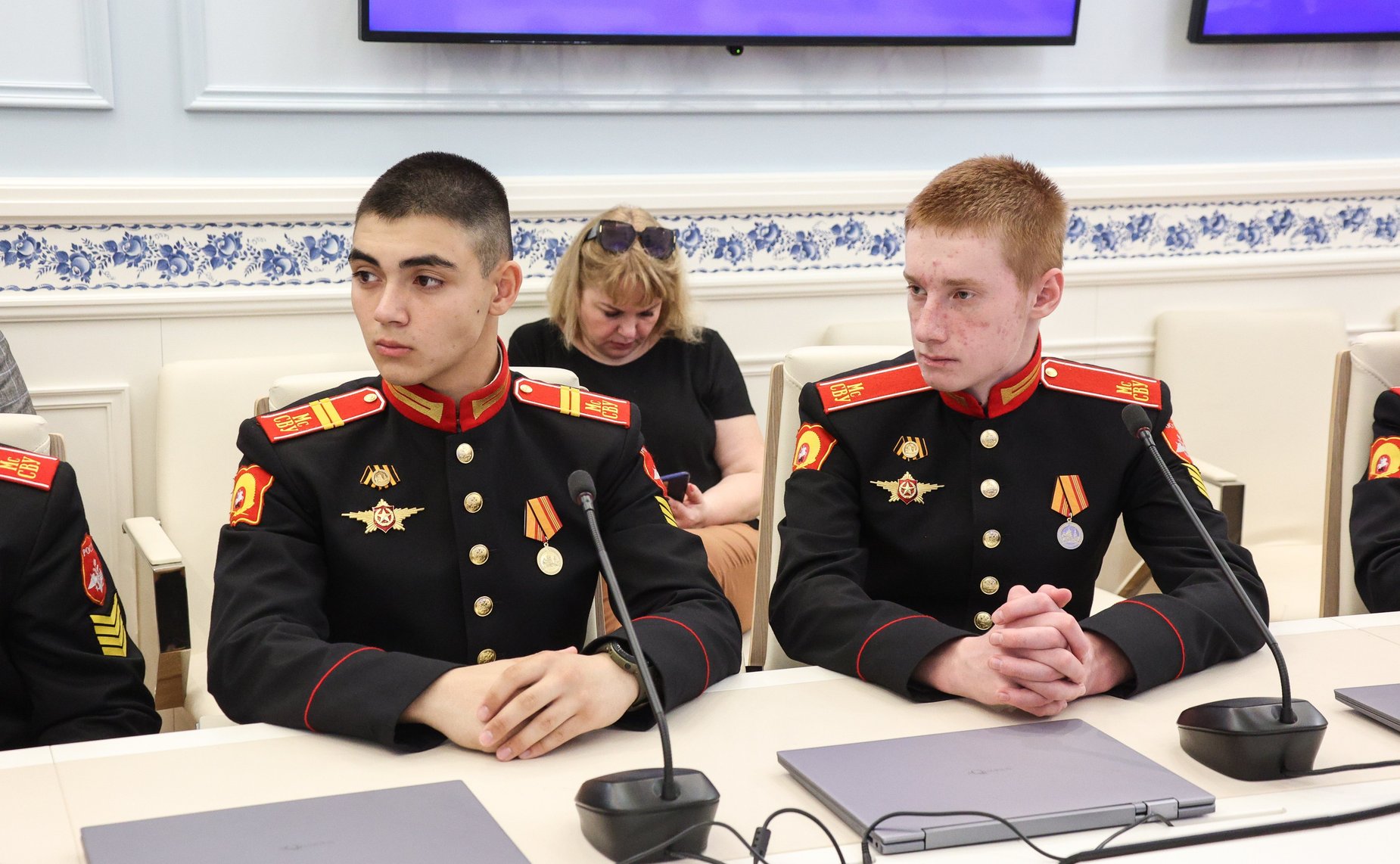 Встреча заместителя Председателя СФ Константина Косачева с воспитанниками Московского суворовского военного училища — участниками Парада Победы на Красной площади 2024 года