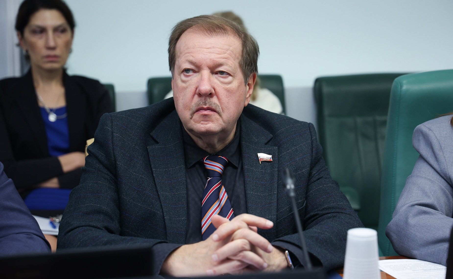 Александр Русаков