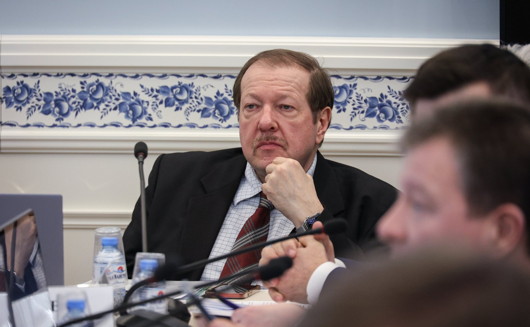 Александр Русаков