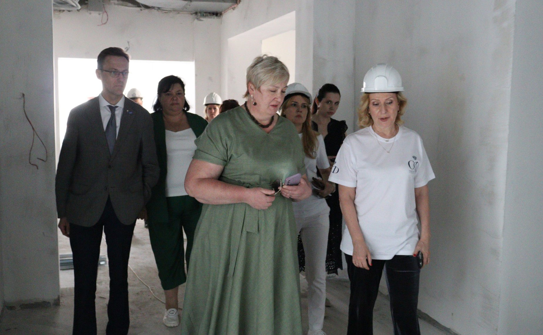 Сенаторы посетили строящейся лечебно-диагностический корпус Костромской областной детской больницы