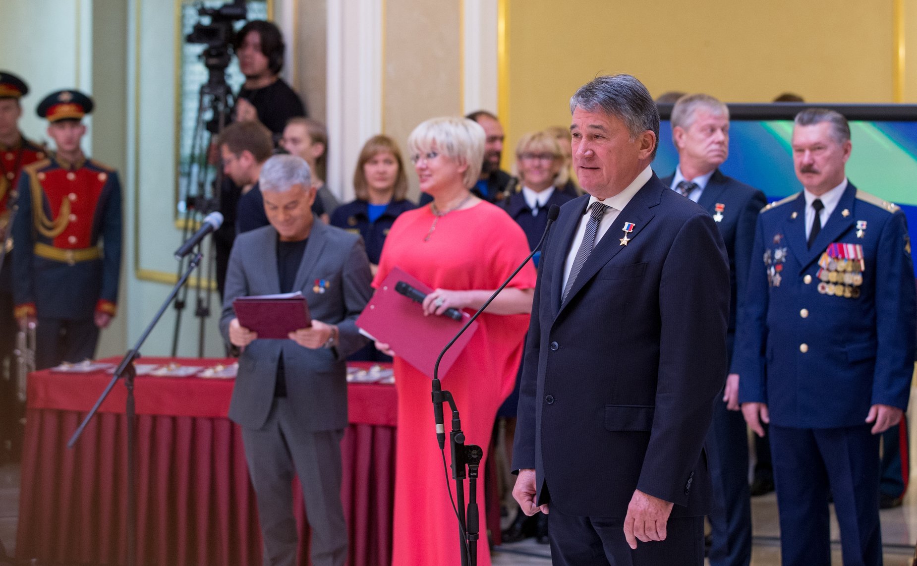 Награждение детей-героев, проявивших мужество в экстремальных ситуациях и спасших человеческие жизни