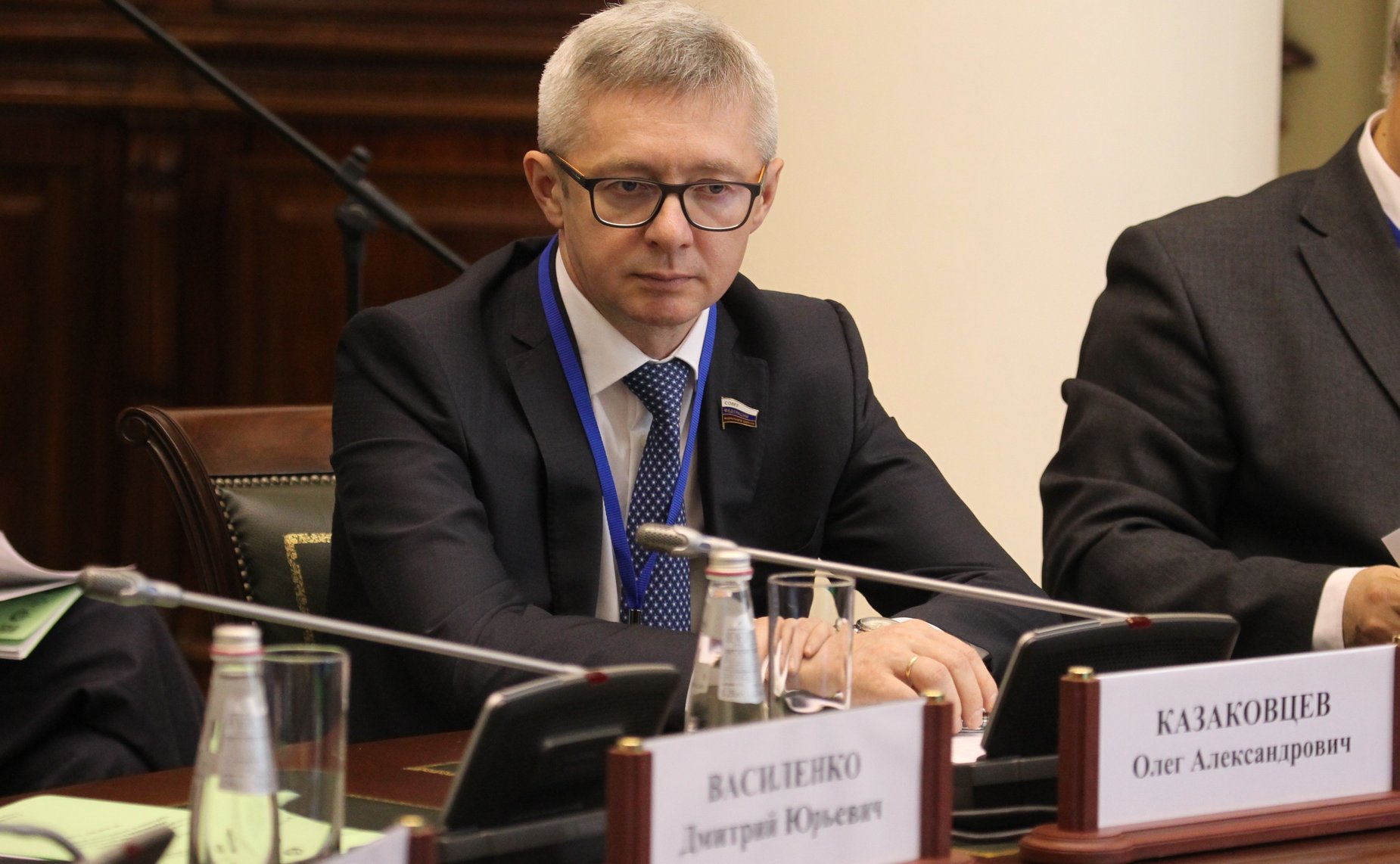 О. Казаковцев