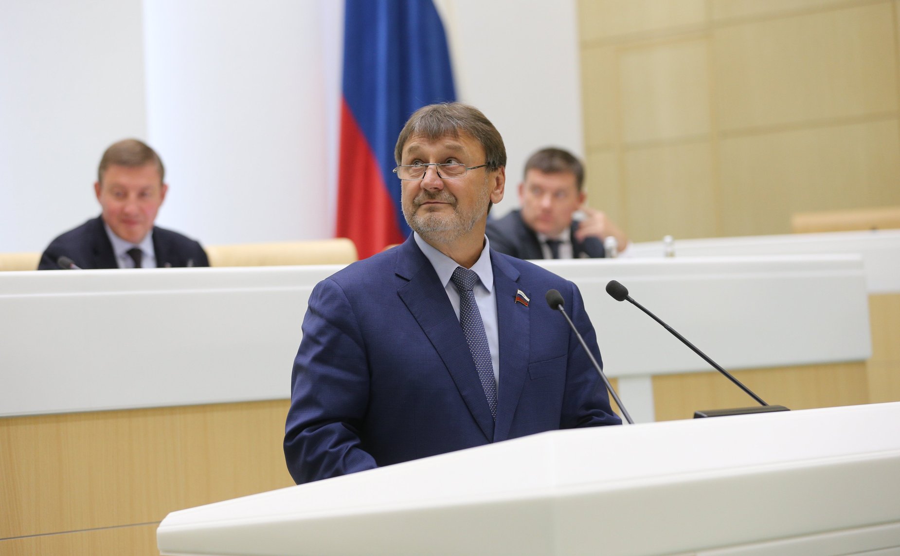 Владимир Лебедев