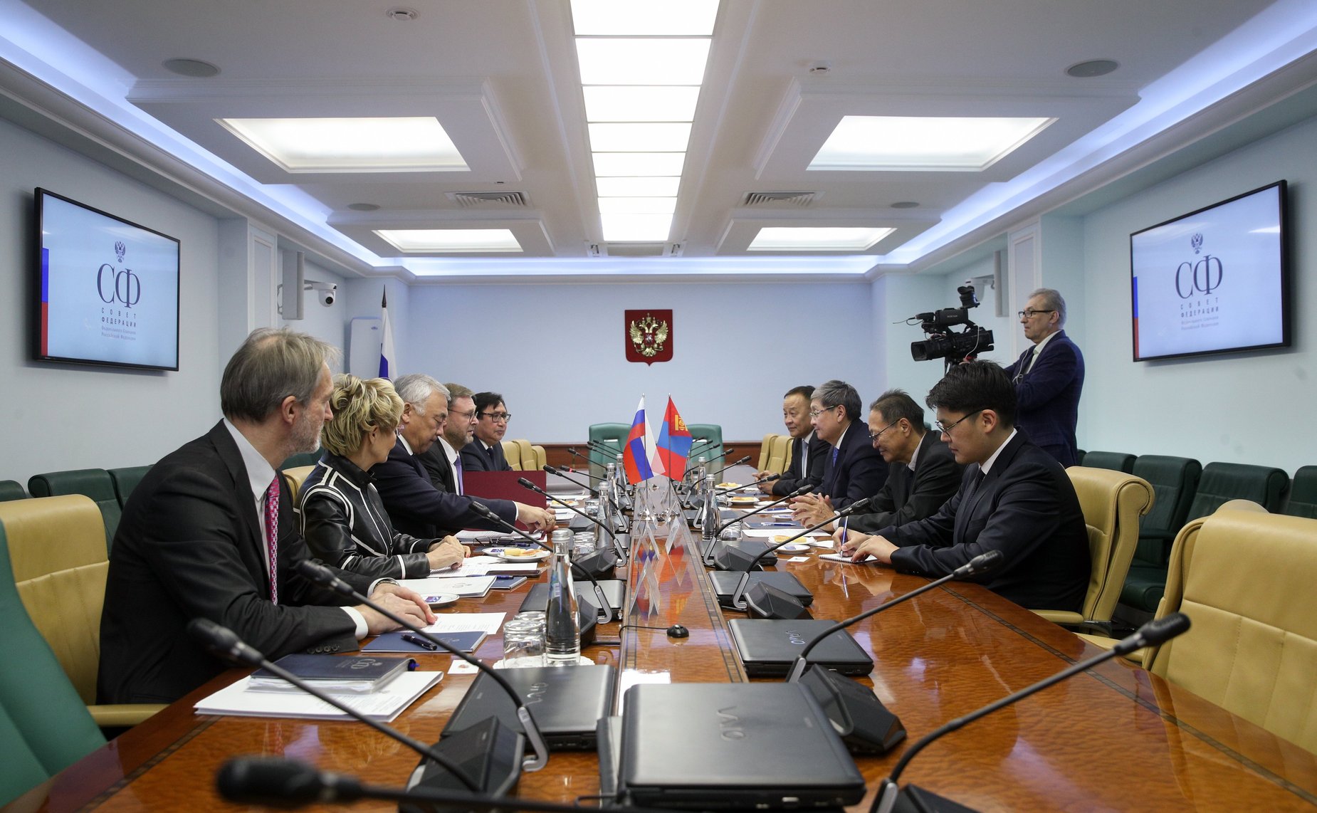 Встреча заместителя Председателя СФ Константина Косачева с членом Великого Государственного Хурала Монголии, Вице-премьером, Министром экономики и развития Монголии