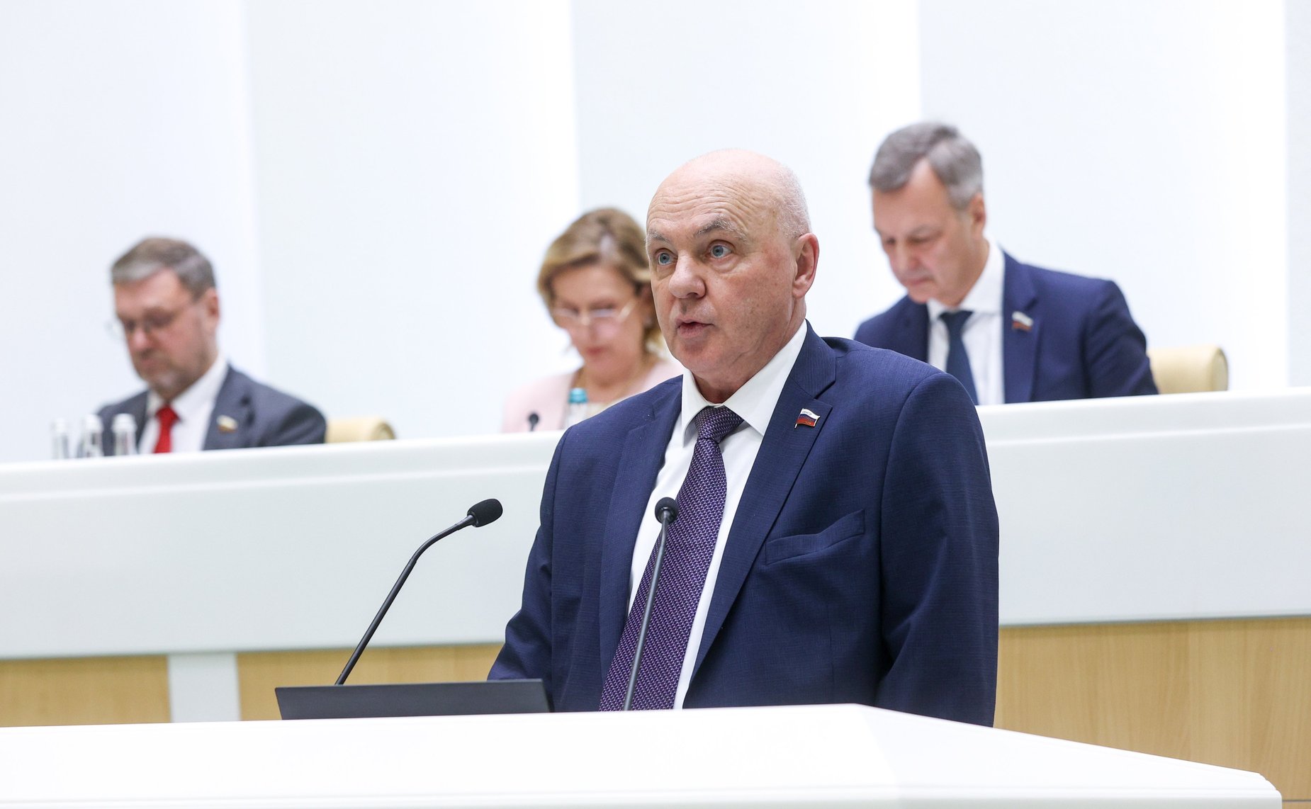 Андрей Шохин