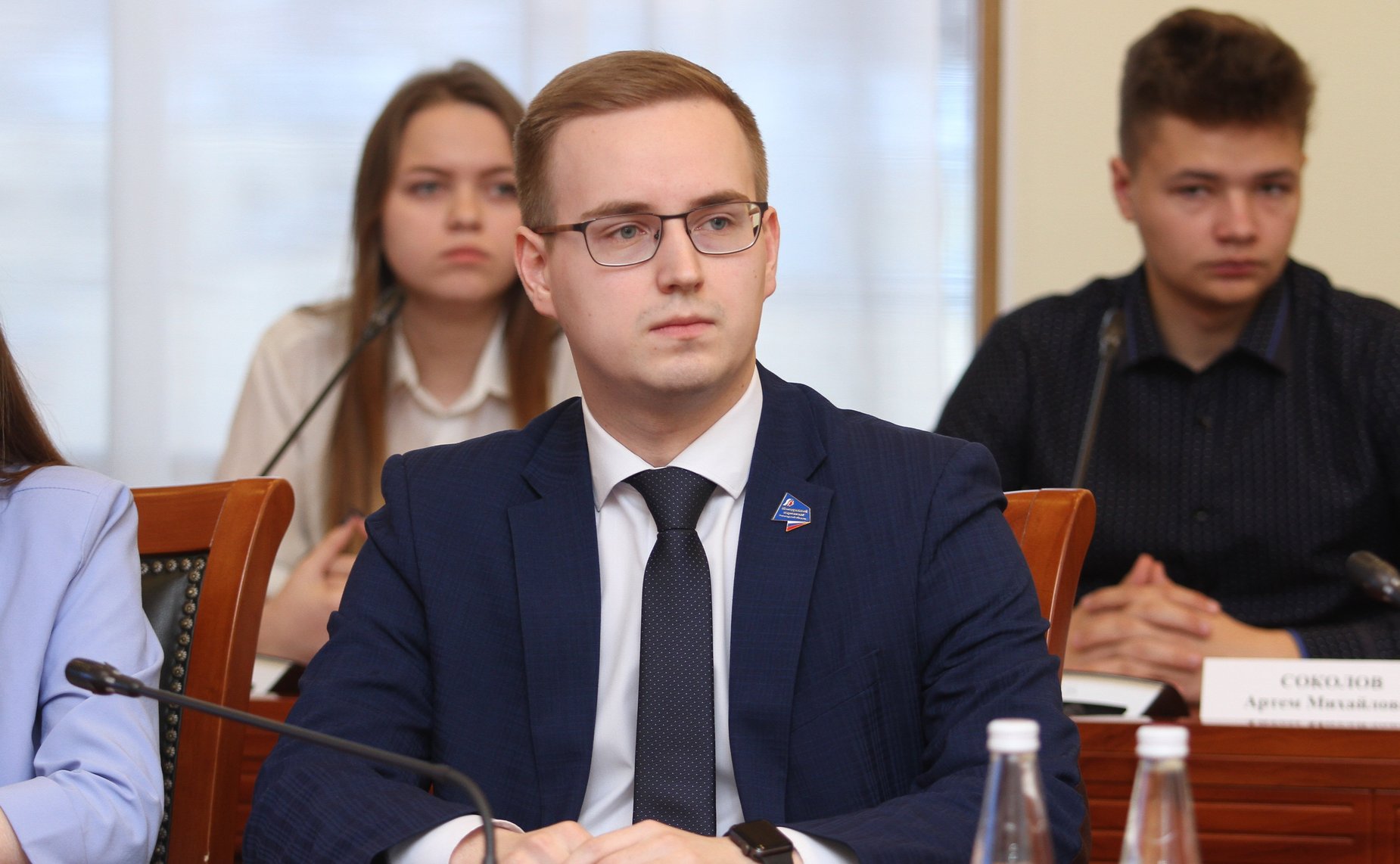 Заседание Дискуссионного клуба Молодежного парламента Вологодской области на тему «Бюджет региона: стабильный фундамент динамичного развития»