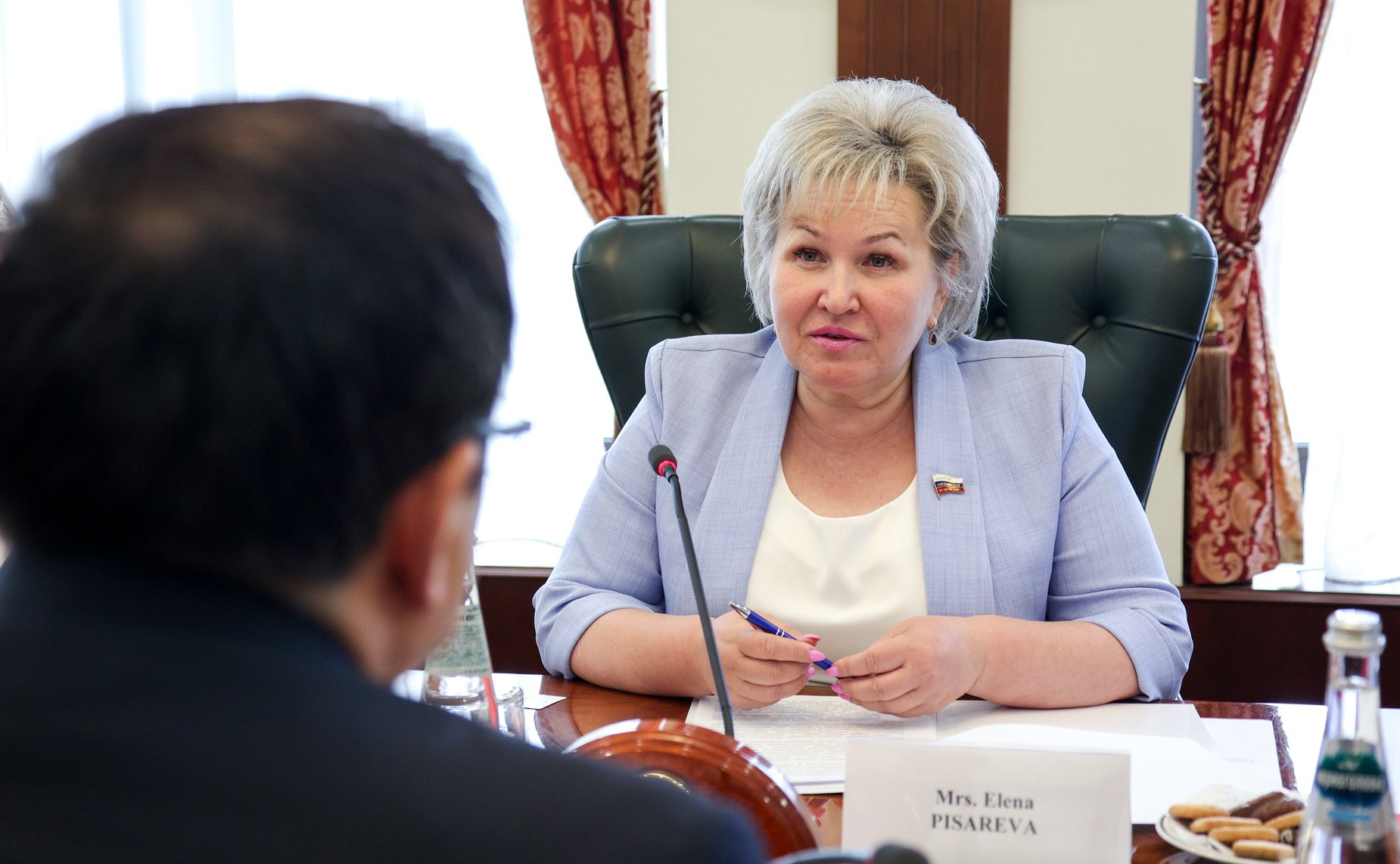 Елена Писарева