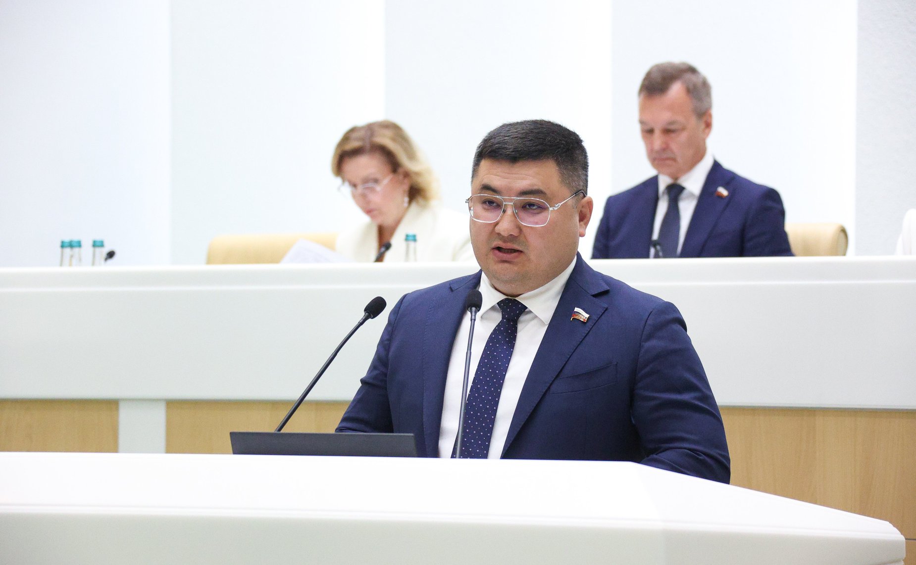 Борис Хачиров