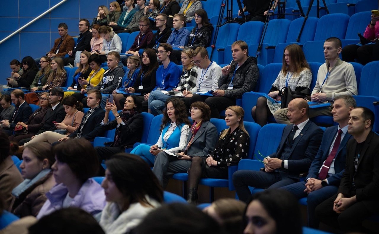 Ирина Кожанова приняла участие в открытии Молодежного форума Союзного государства «Сотрудничество в эпоху цифровой трансформации»