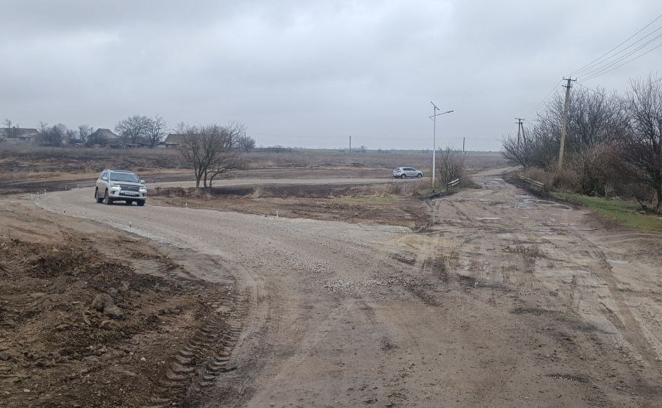 При содействии Игоря Кастюкевича в поселке Верхний Рогачик Херсонской области отремонтировали два моста