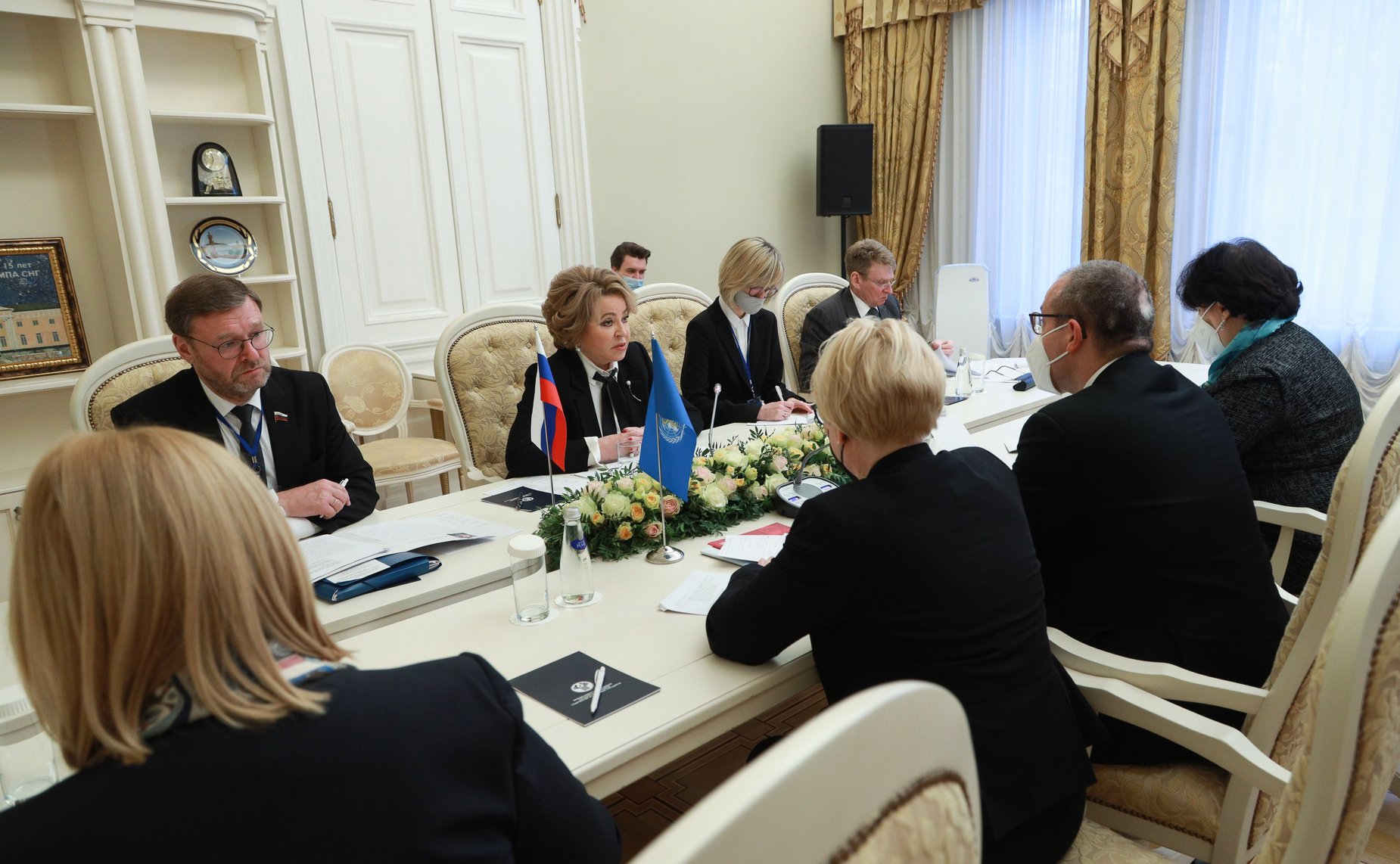 Валентина Матвиенко встретилась с руководителем Европейского регионального бюро Всемирной организации здравоохранения Хансом Клюге