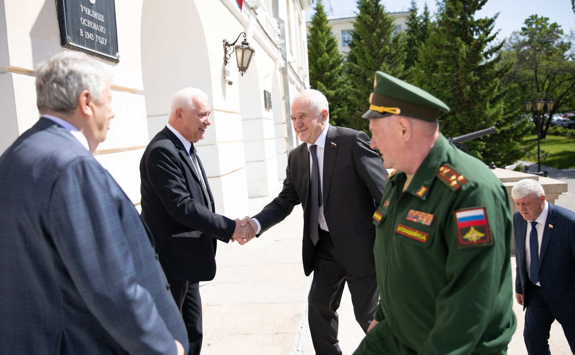 В рамках выездного заседания Комитета СФ по обороне и безопасности сенаторы посетили Екатеринбургское суворовское военное училище)