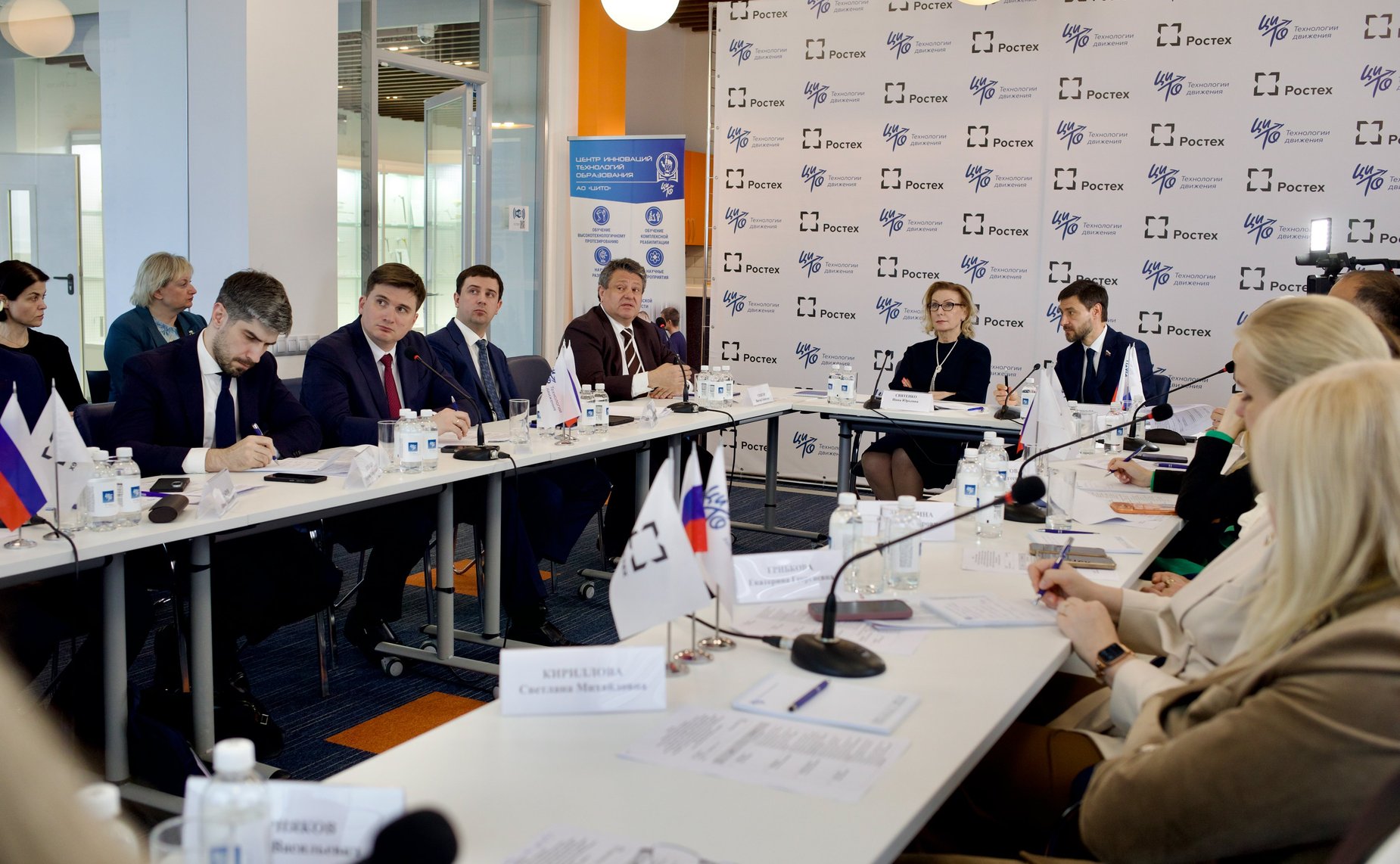 Совещание Комитета СФ по социальной политике по вопросам создания системы комплексной реабилитации и абилитации инвалидов и оказания протезно-ортопедической помощи