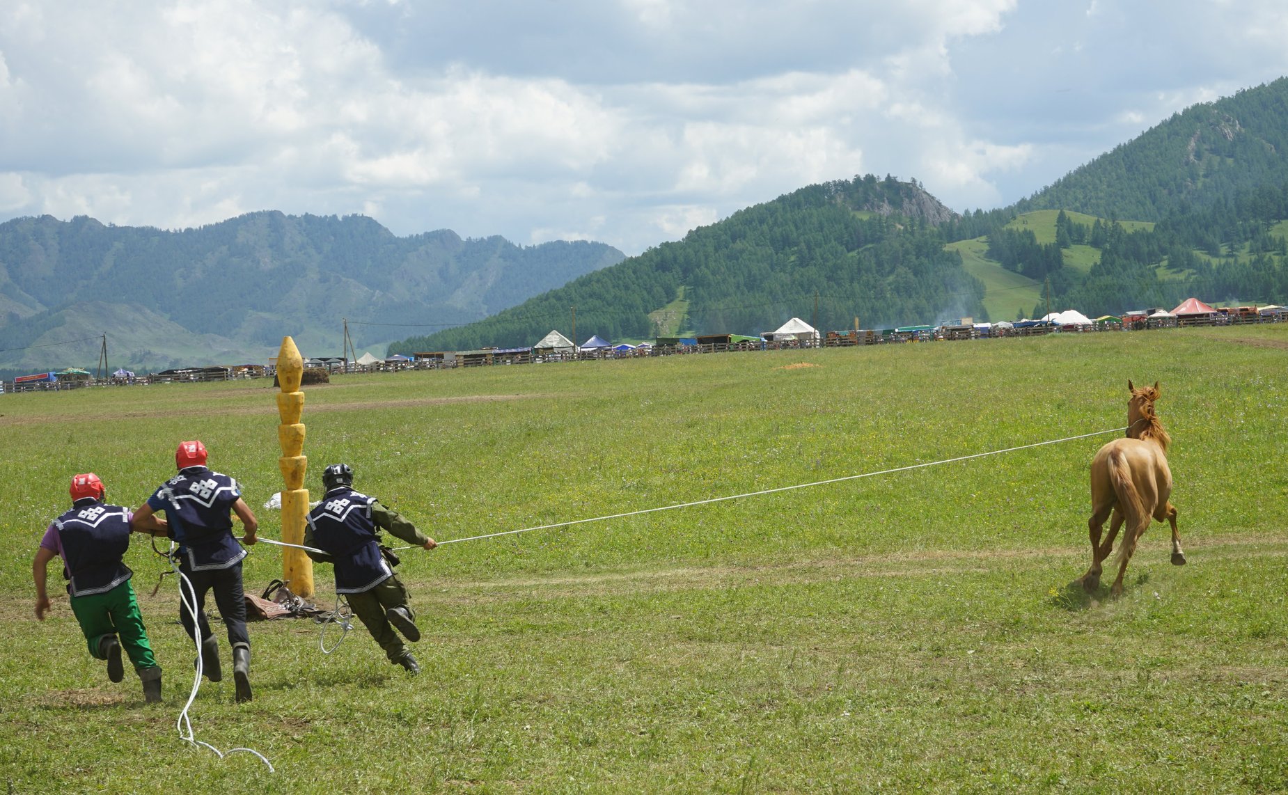 Межрегиональный праздник алтайского народа «Эл Ойын»