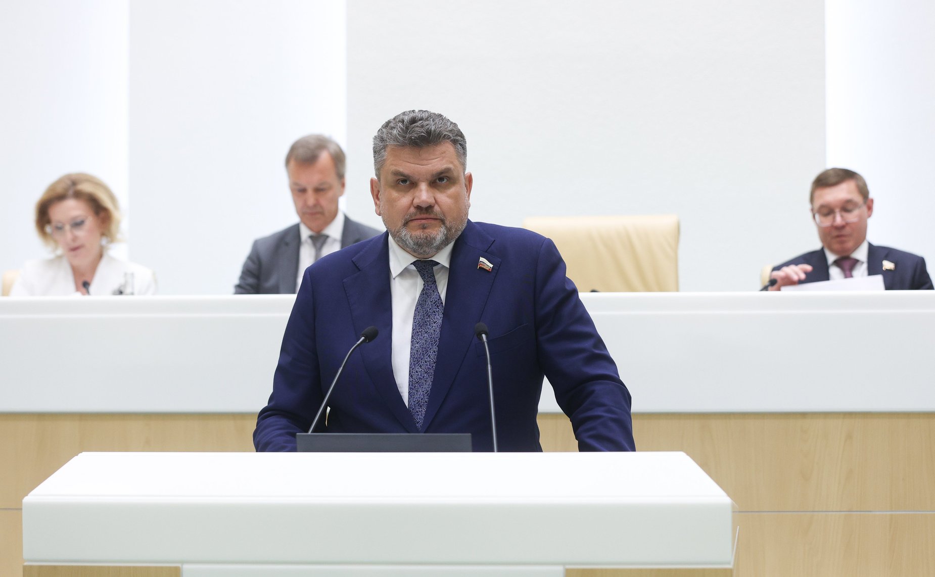 Александр Жуков