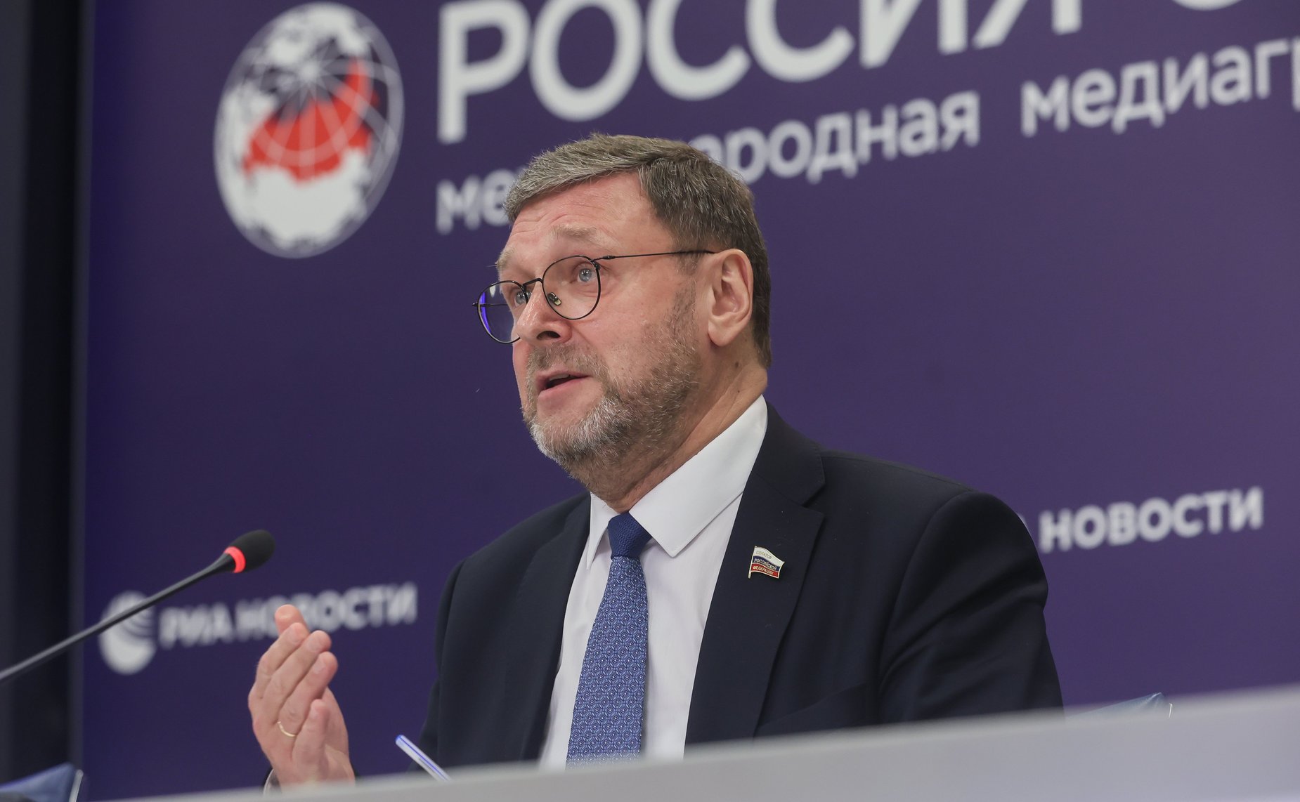 Константин Косачев
