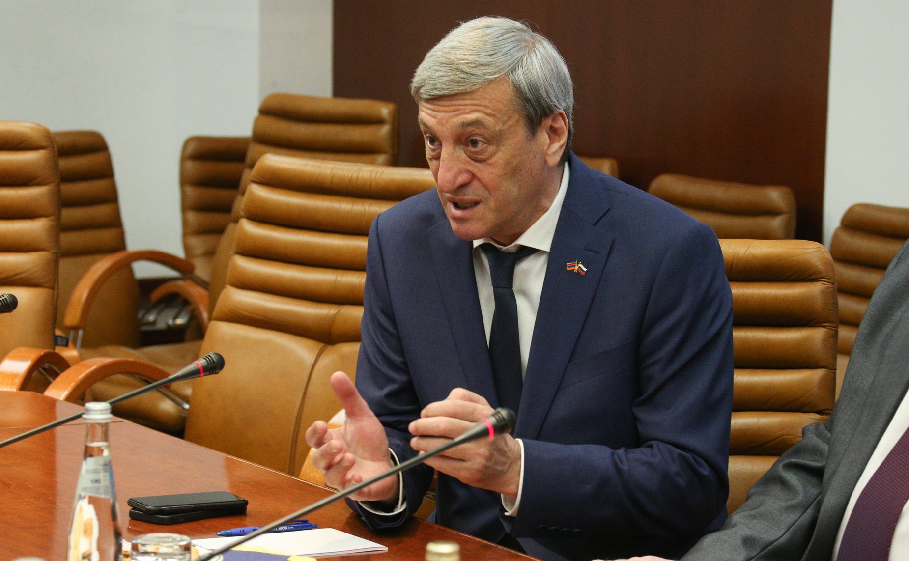 Встреча первого заместителя председателя Комитета СФ по международным делам Владимира Джабарова с делегацией политической партии «Альянс патриотов грузии» во главе с председателем фракции Д.И. Тарханом-Моурави