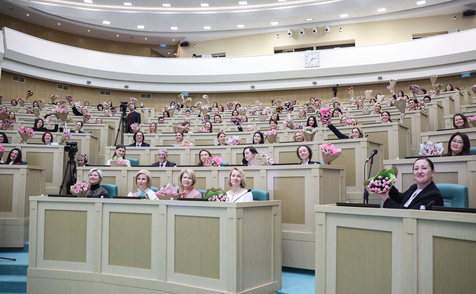 Встреча Председателя Совета Федерации Валентины Матвиенко с женщинами-предпринимателями «Голос женского бизнеса»