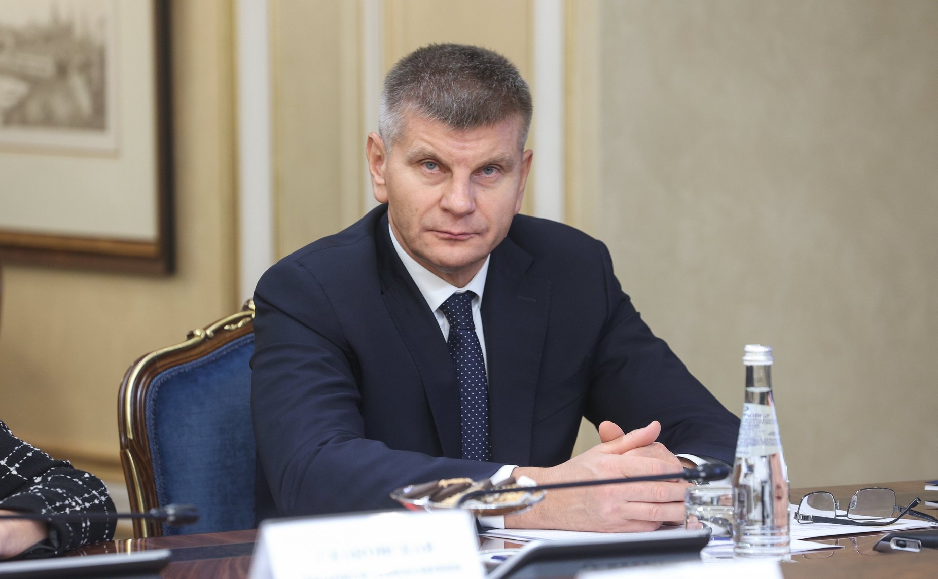 Геннадий Голов