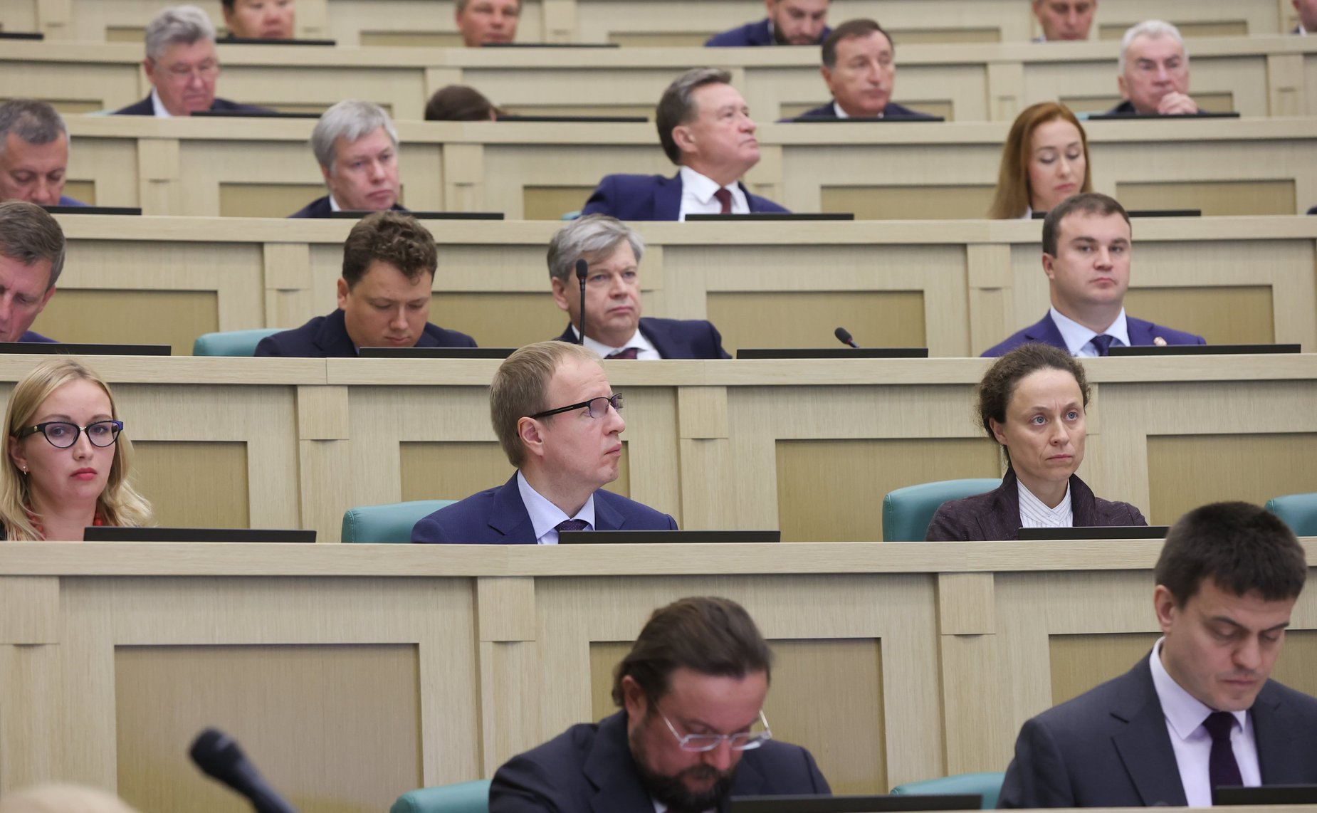 Парламентские слушания на тему «О параметрах проекта федерального бюджета на 2025 год и на плановый период 2026 и 2027 годов»