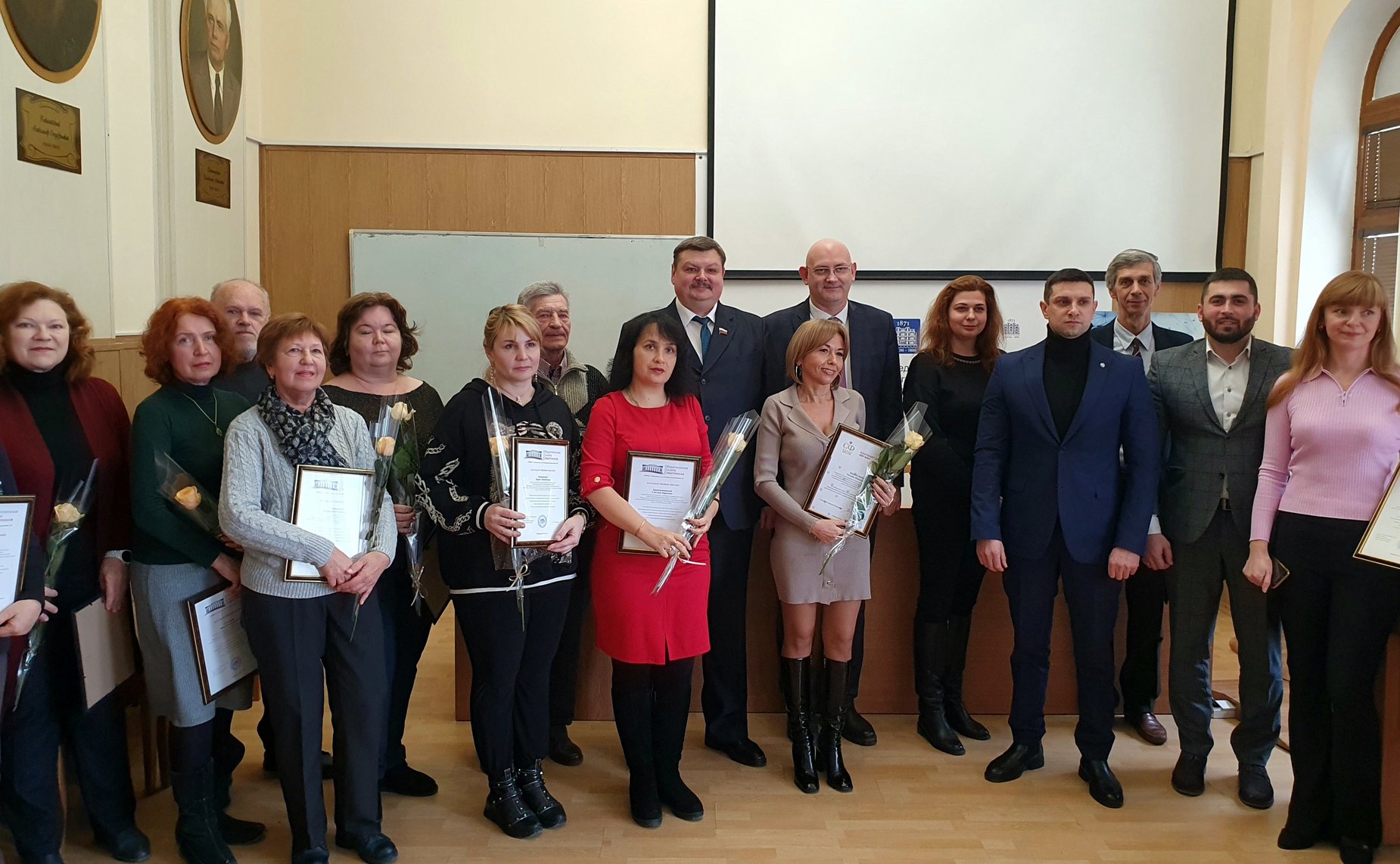 Сергей Колбин в День российской науки провел встречу с коллективом Института биологии южных морей имени А.О. Ковалевского РАН