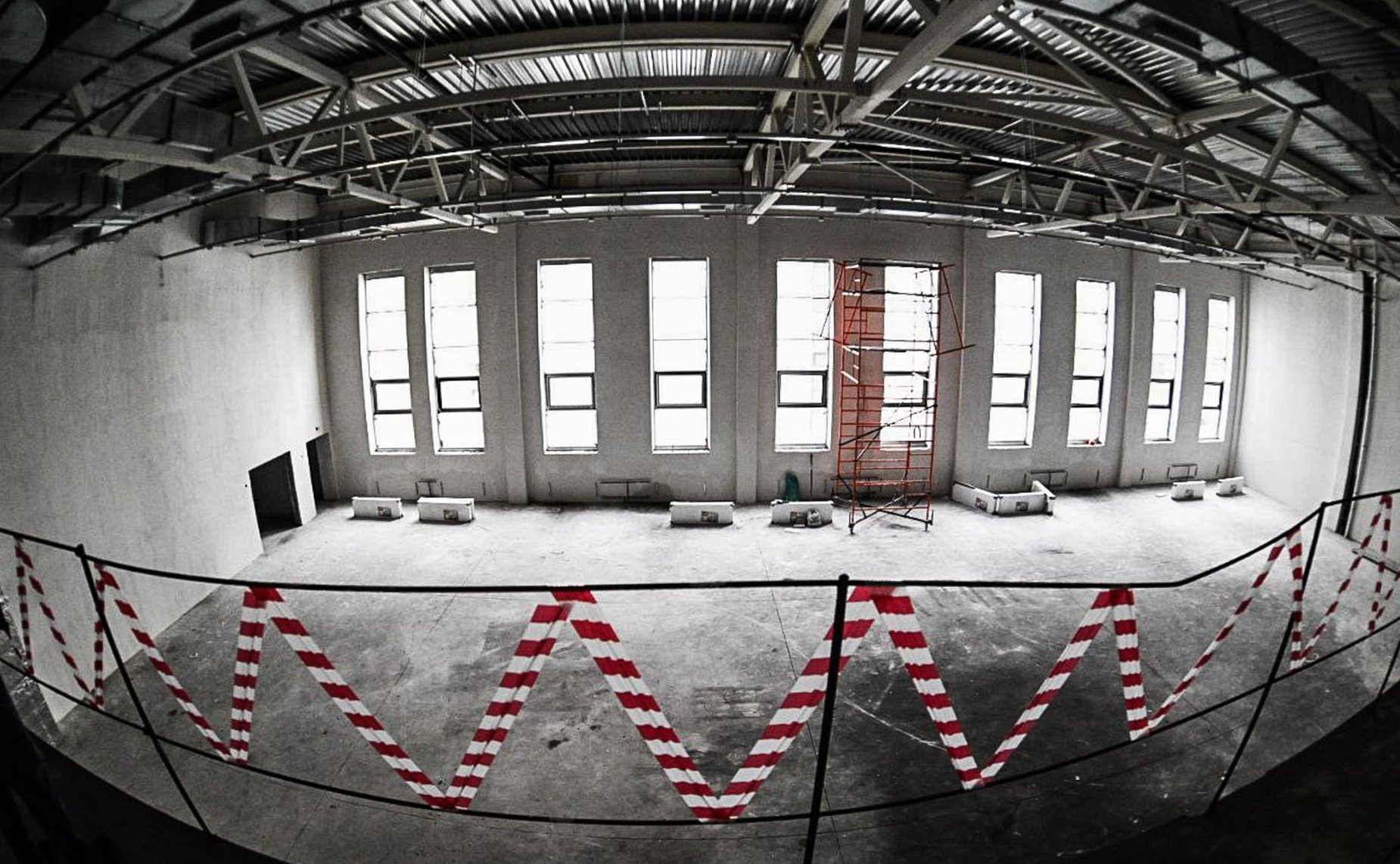 Сенаторы РФ осмотрели площадку строительства школы в поселке Московский Тюменского муниципального района