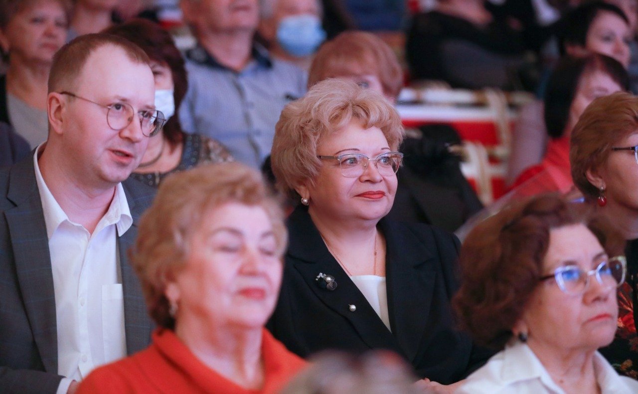 Оксана Хлякина приняла участие в закрытии Х Всероссийского конкурса вокалистов