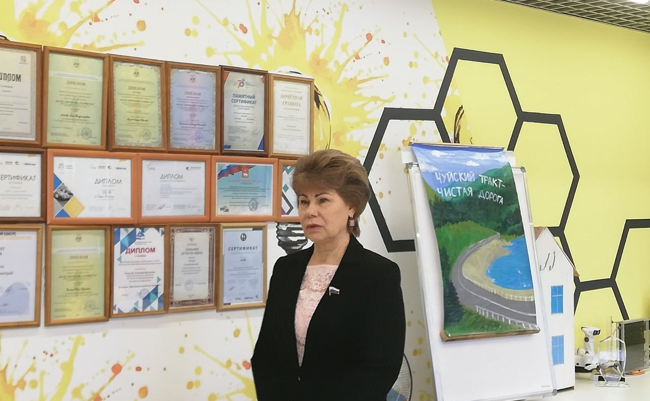 Татьяна Гигель в ходе рабочей командировки по региону посетила республиканский детский технопарк «Кванториум»