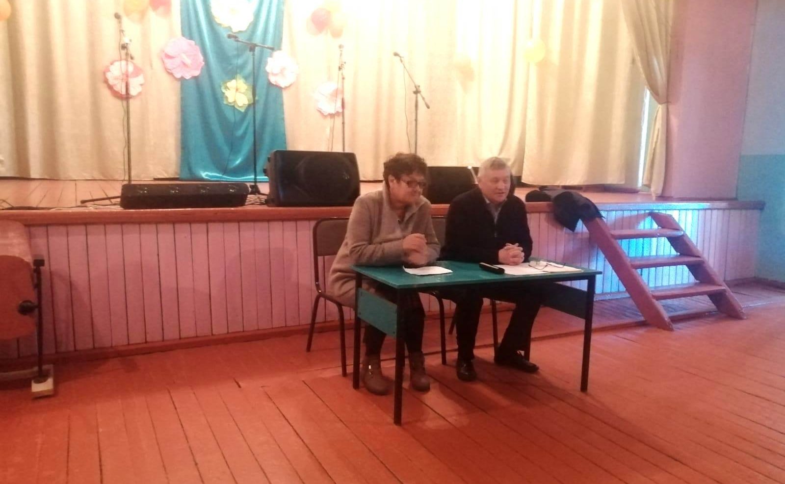 Сергей Михайлов в рамках региональной недели посетил объекты социальной инфраструктуры сел Кыринского района