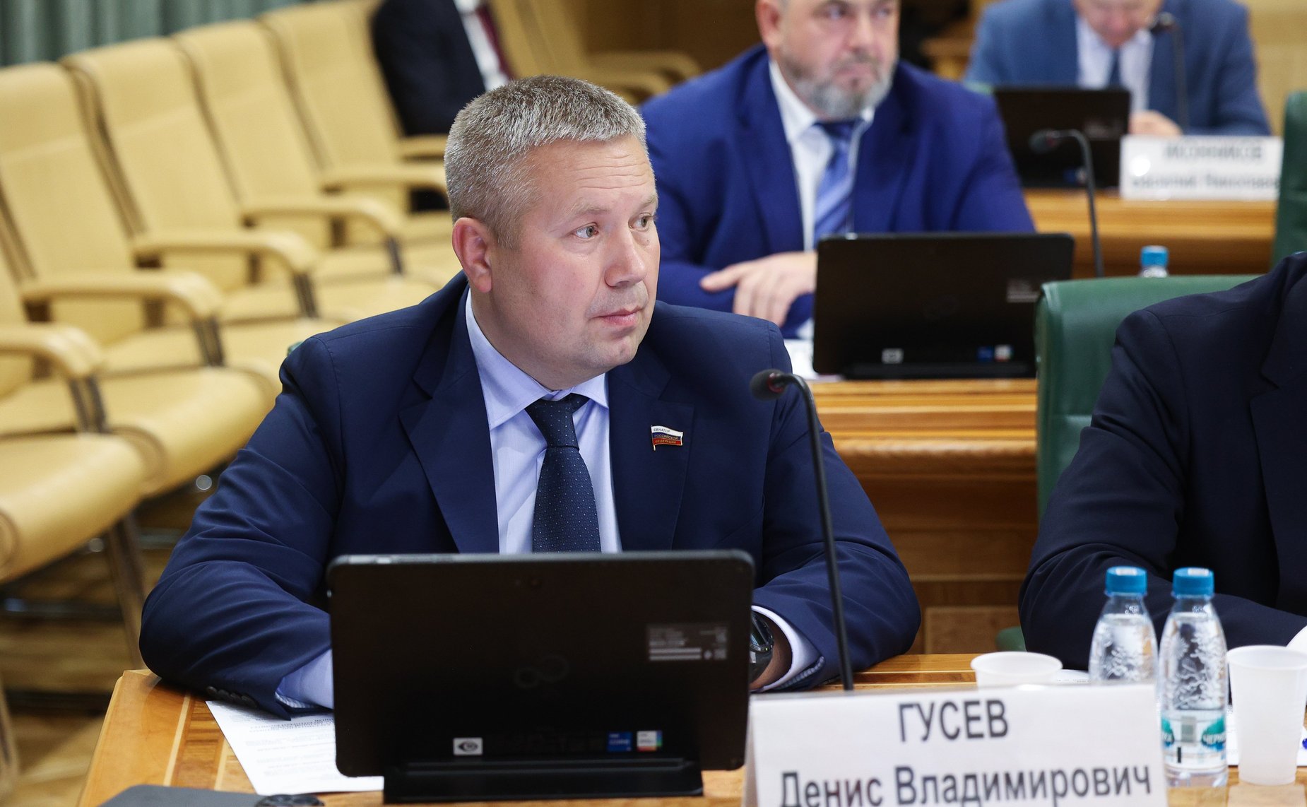 Денис Гусев