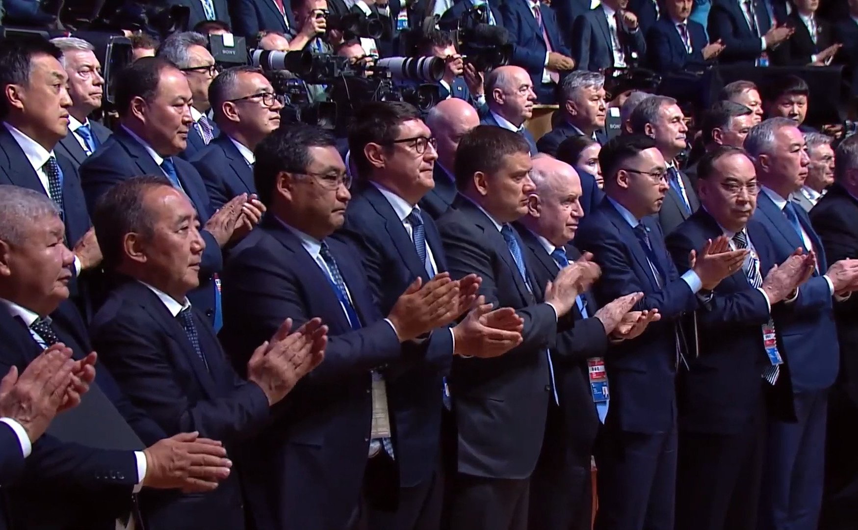 Николай Журавлев принял участие в пленарном заседании II Евразийского экономического форума