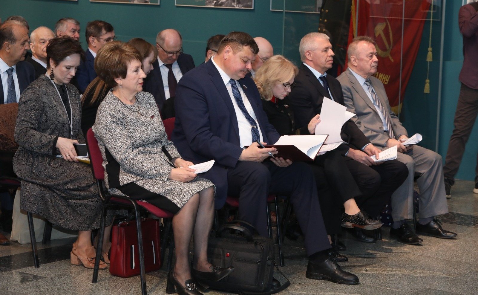 Сенаторы выступили на военно-исторической конференции «Крым в истории России. Связь поколений»