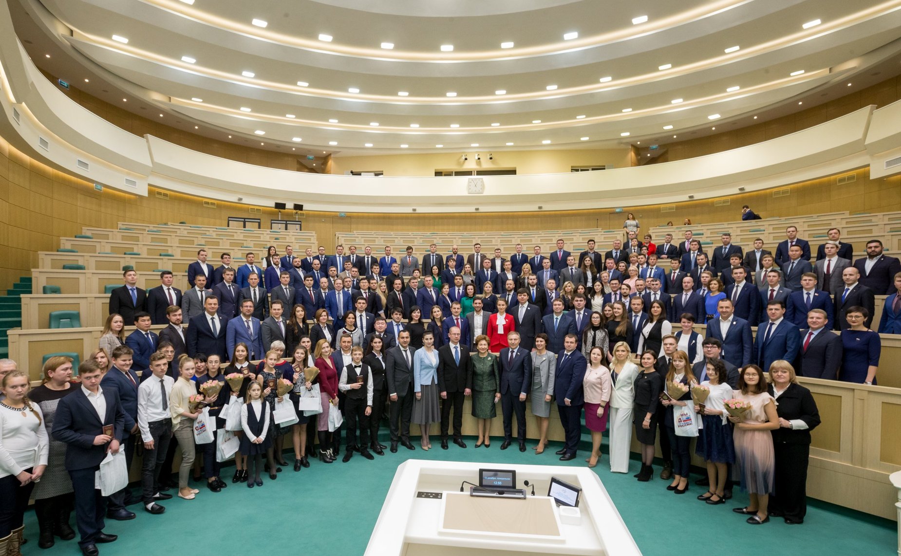 Заседание Палаты молодых законодателей