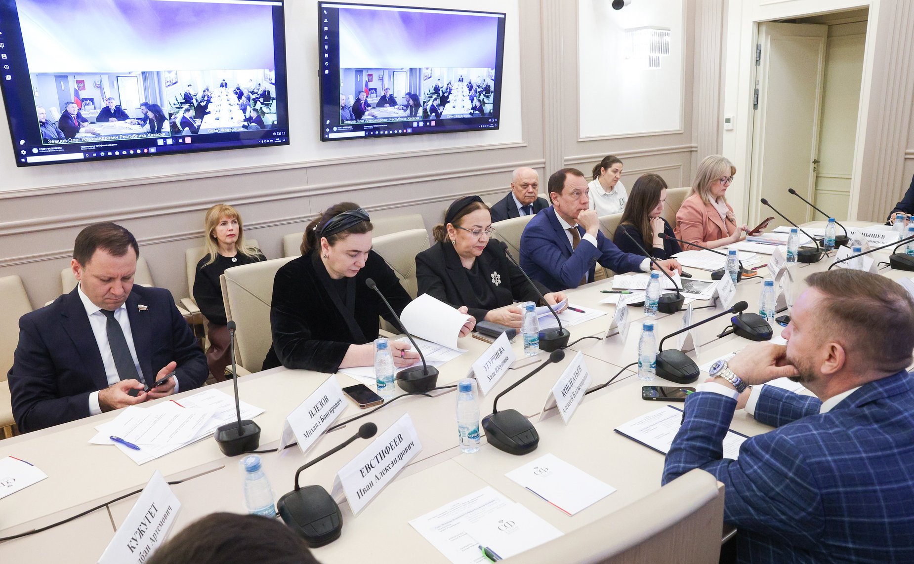 Совещание Комитета Совета Федерации по социальной политике на тему «Строительство объектов здравоохранения, находящихся на контроле в СФ»