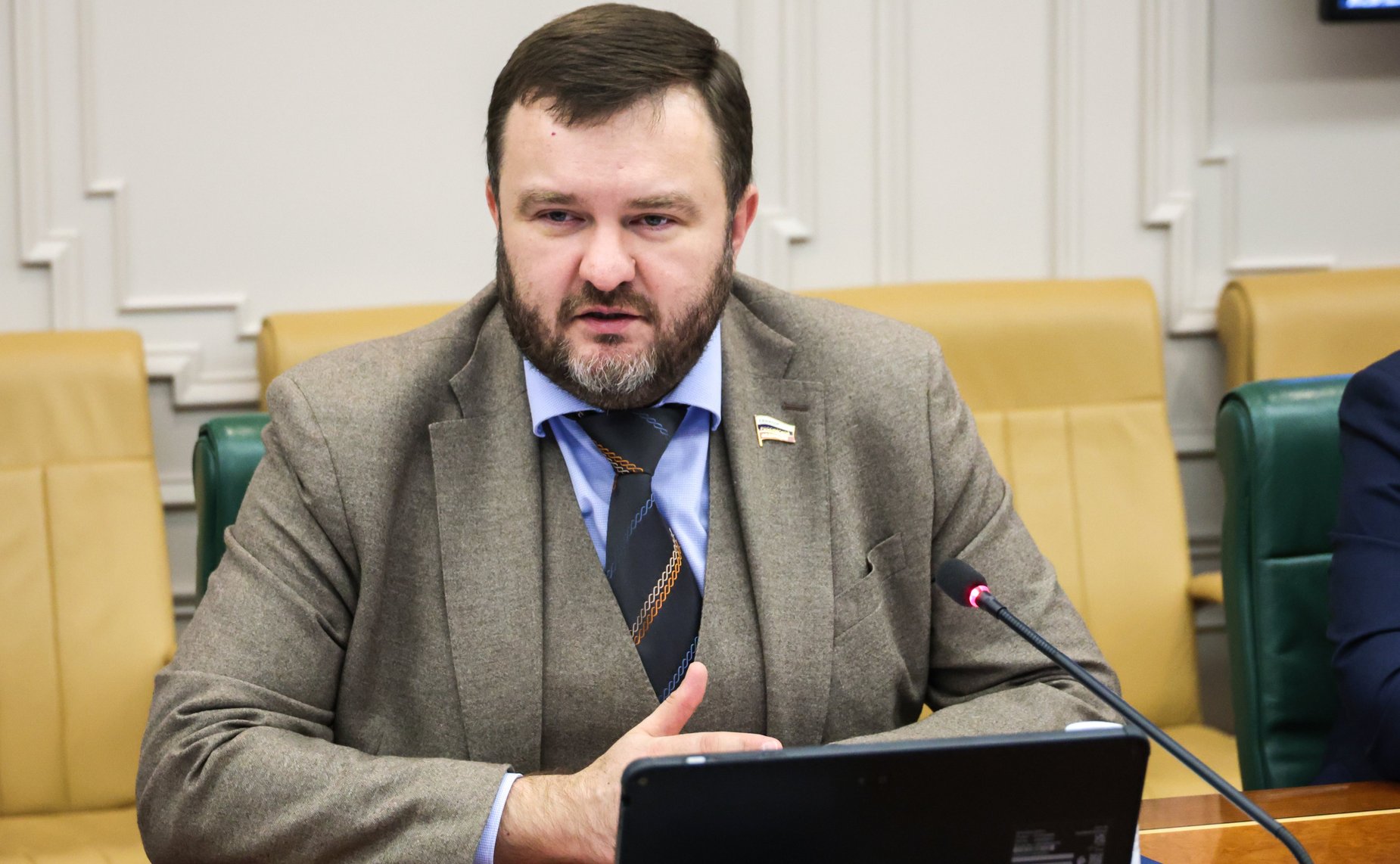 Дмитрий Ворона