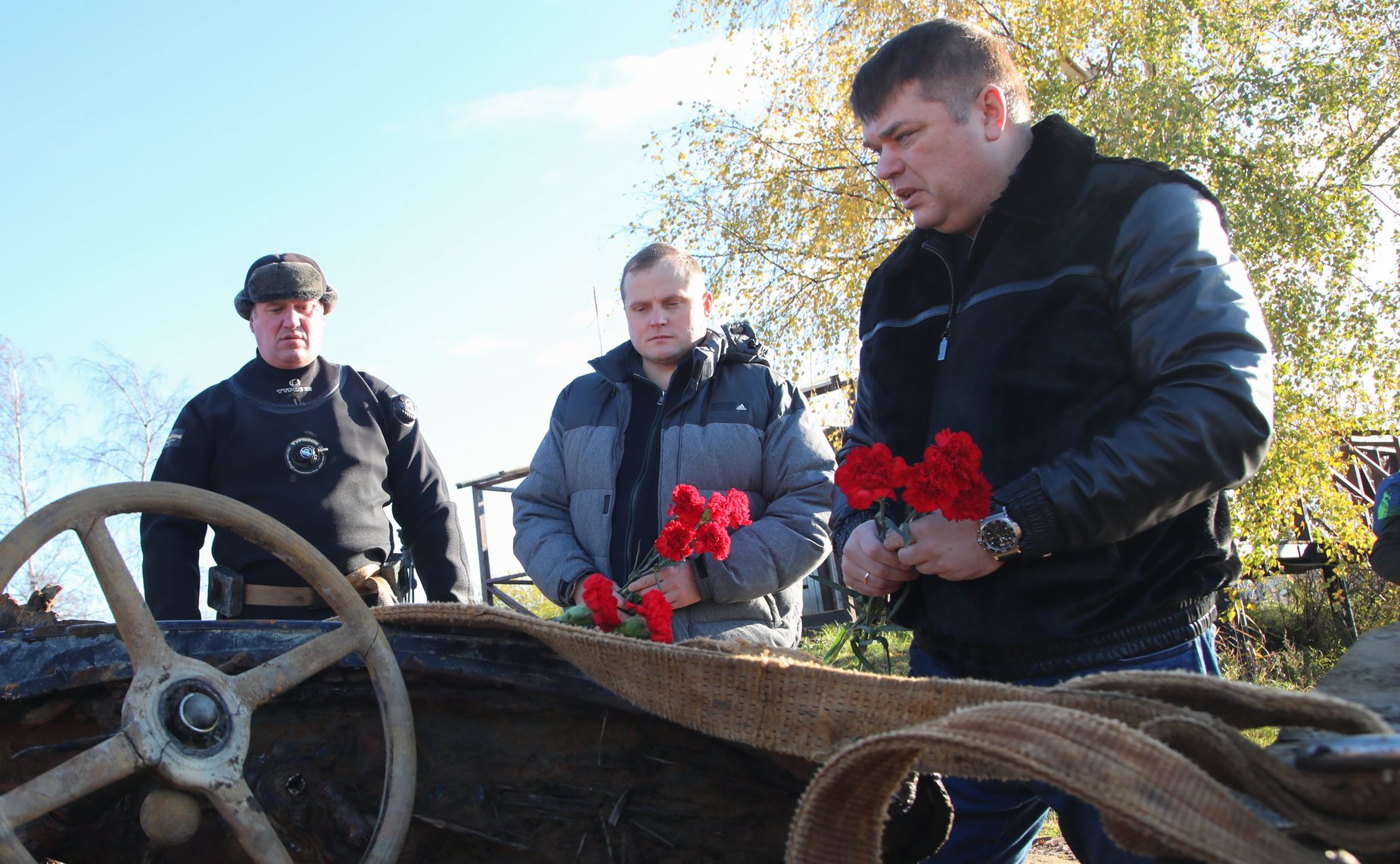 24 октября 2020 года. Торжественная церемония подъема со дна Ладожского озера автомобиля времен Великой Отечественной войны