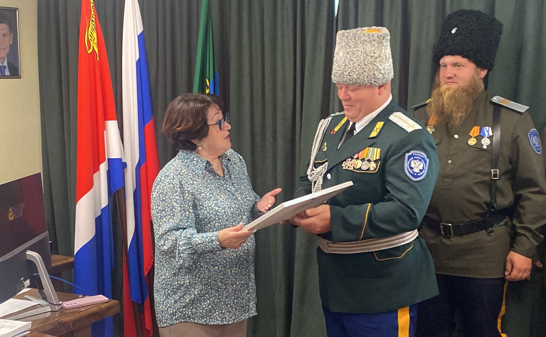 Людмила Талабаева встретилась с казаками станичного казачьего общества «Станица Аркуда» в Приморском крае