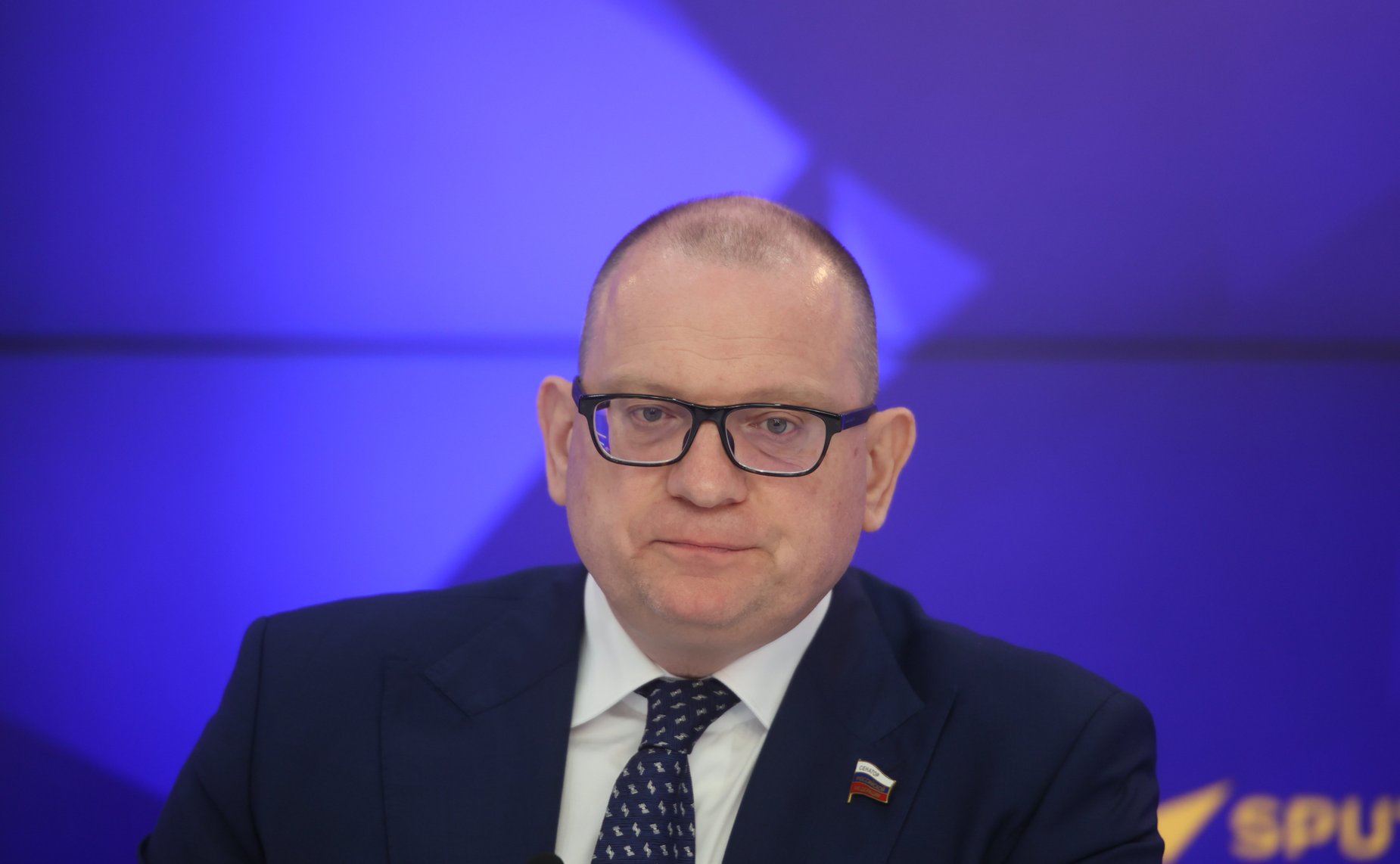 Пресс-конференция заместителя председателя Комитета СФ по экономической политике Константина Долгова