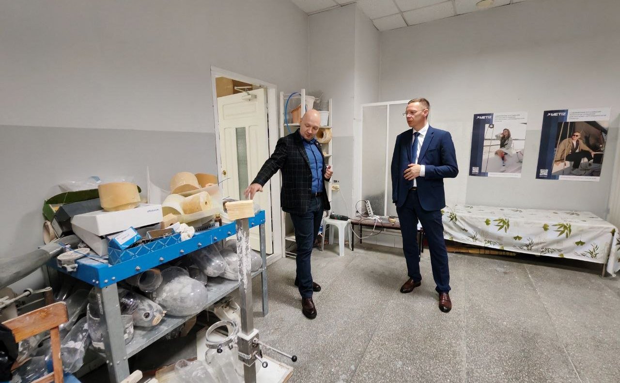 Виталий Назаренко посетил Владикавказский филиал Московского протезно-ортопедического предприятия